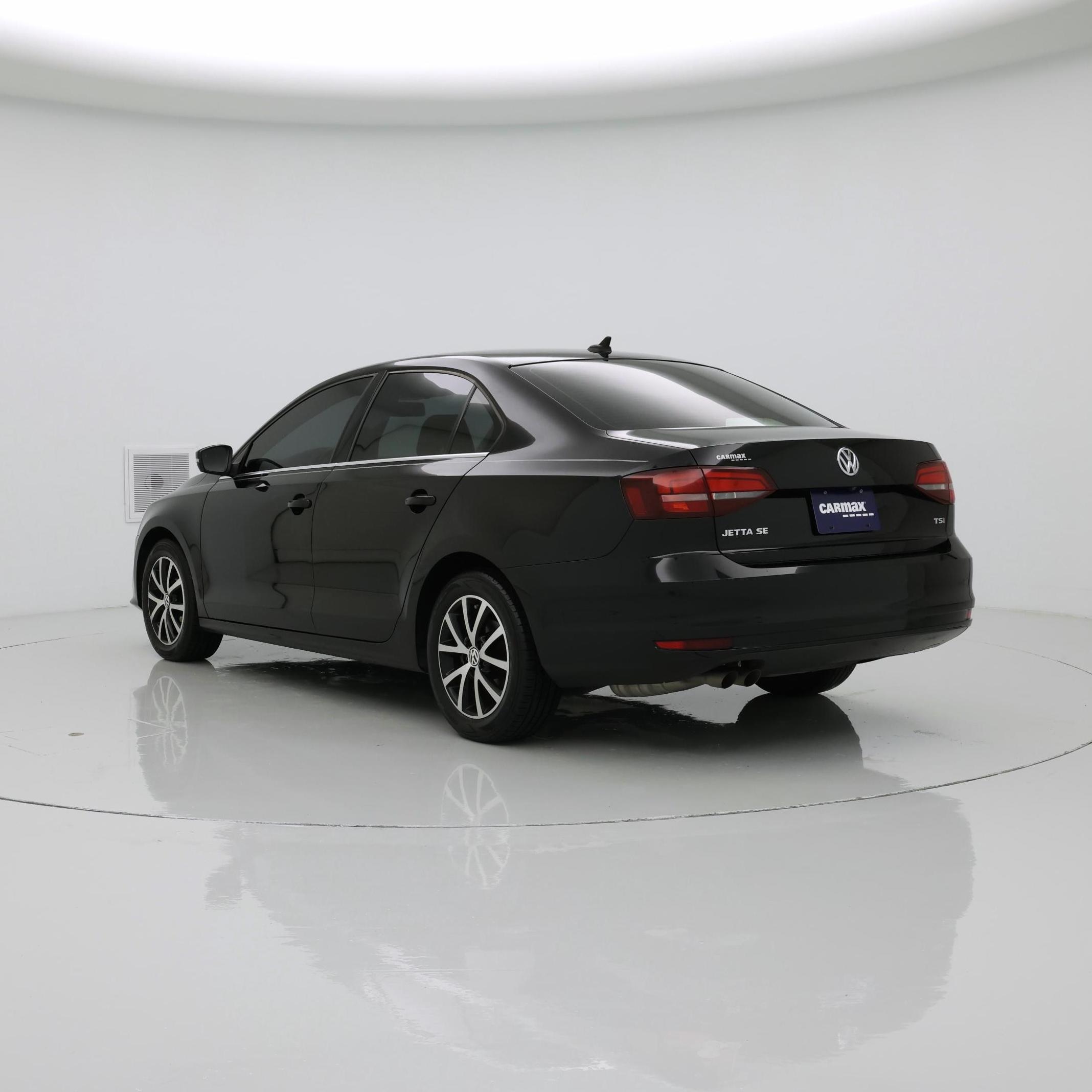 Thumbnail: 2017 Volkswagen Jetta - 2