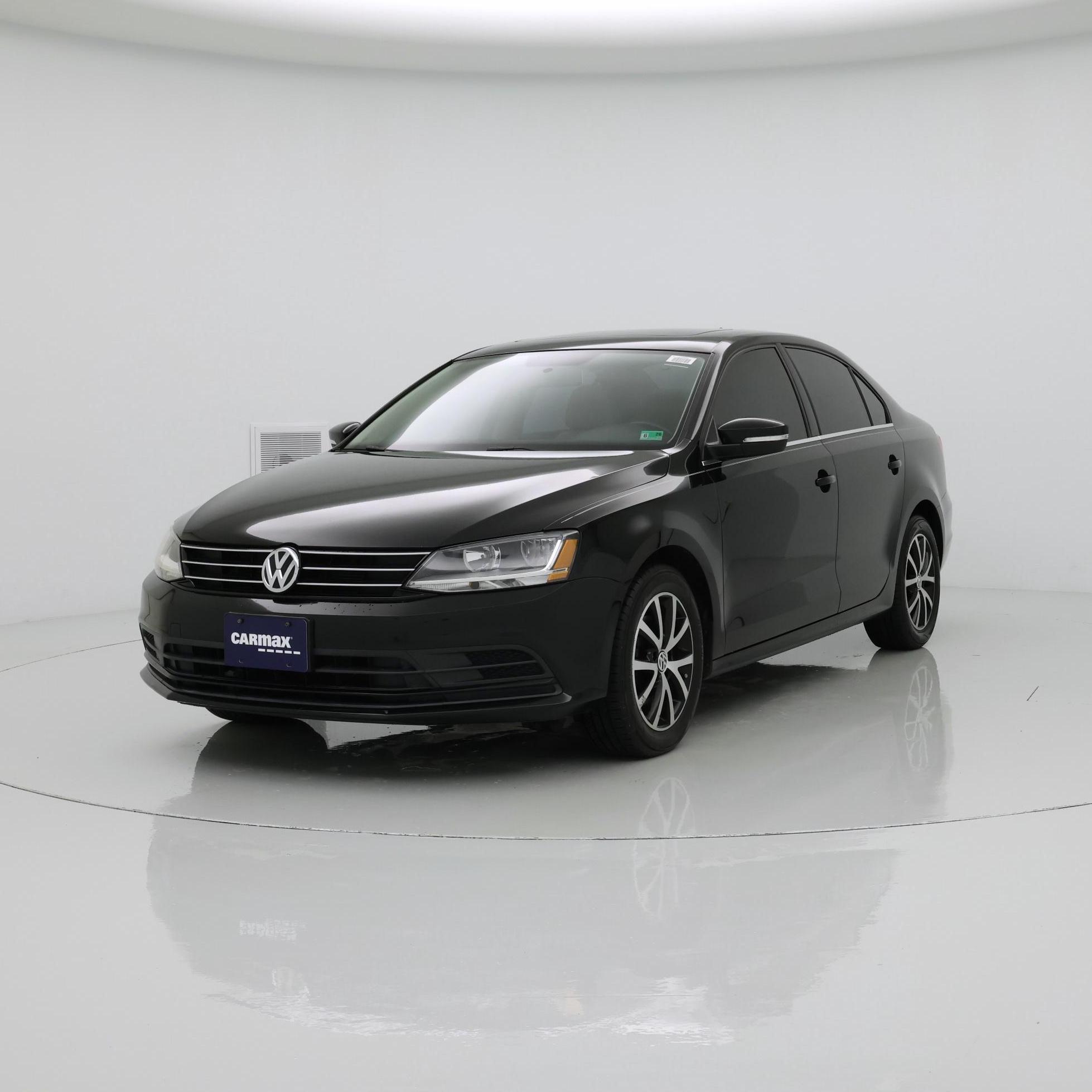 Thumbnail: 2017 Volkswagen Jetta - 4