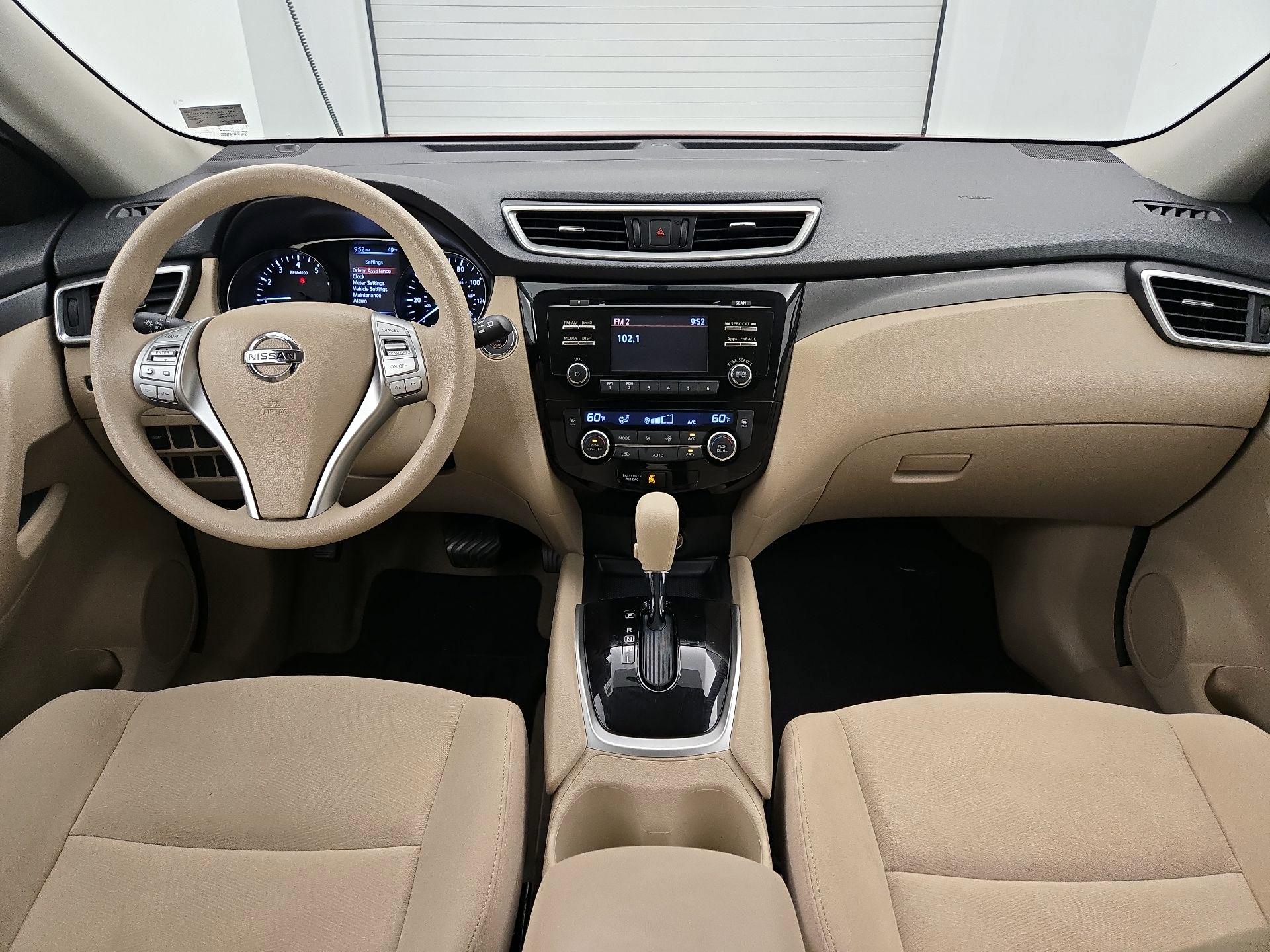 Thumbnail: 2015 Nissan Rogue - 9