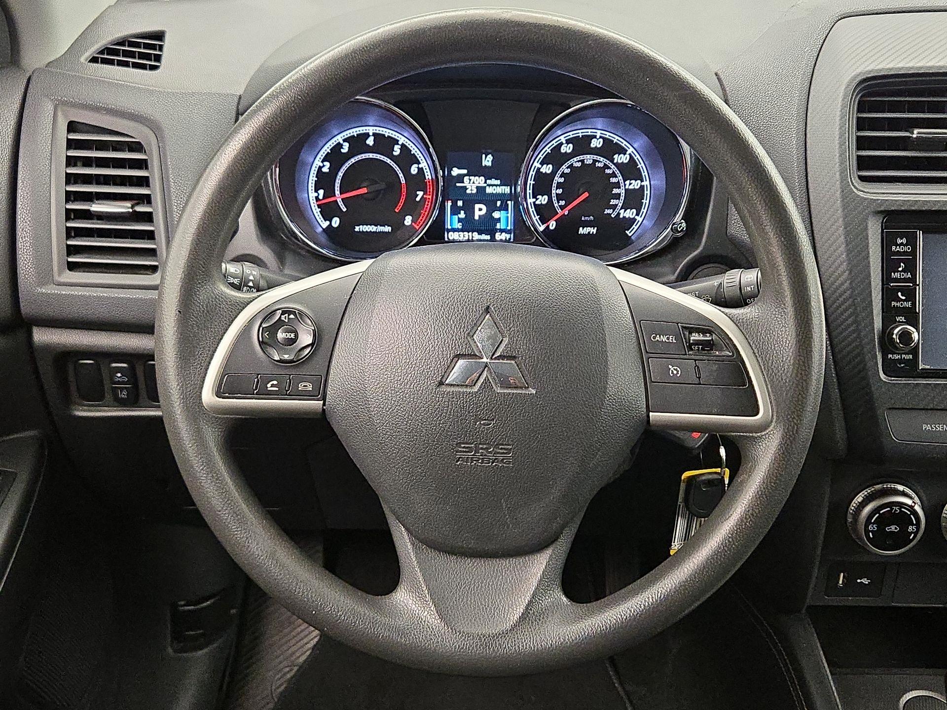 Thumbnail: 2021 Mitsubishi Outlander Sport - 10