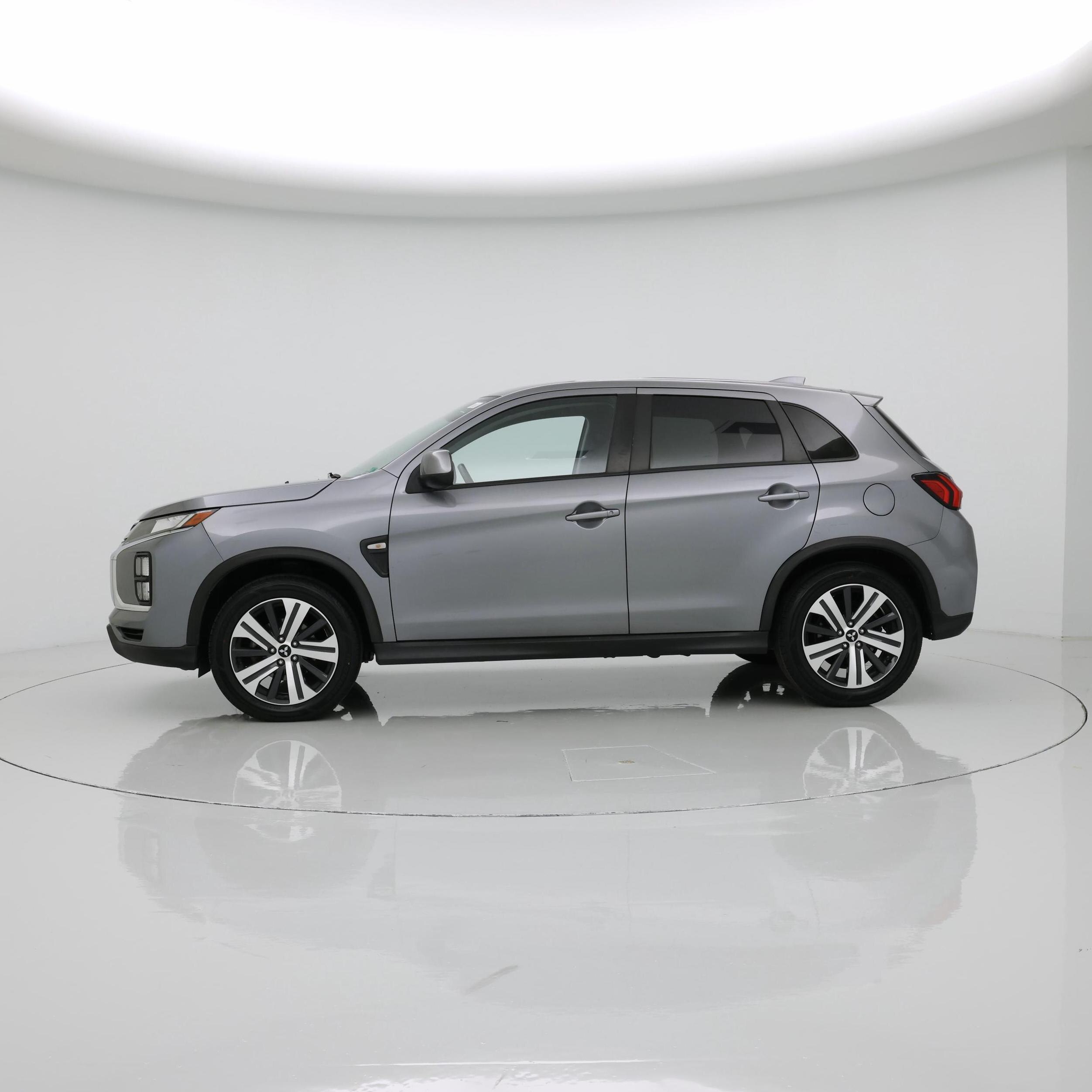 Thumbnail: 2021 Mitsubishi Outlander Sport - 3