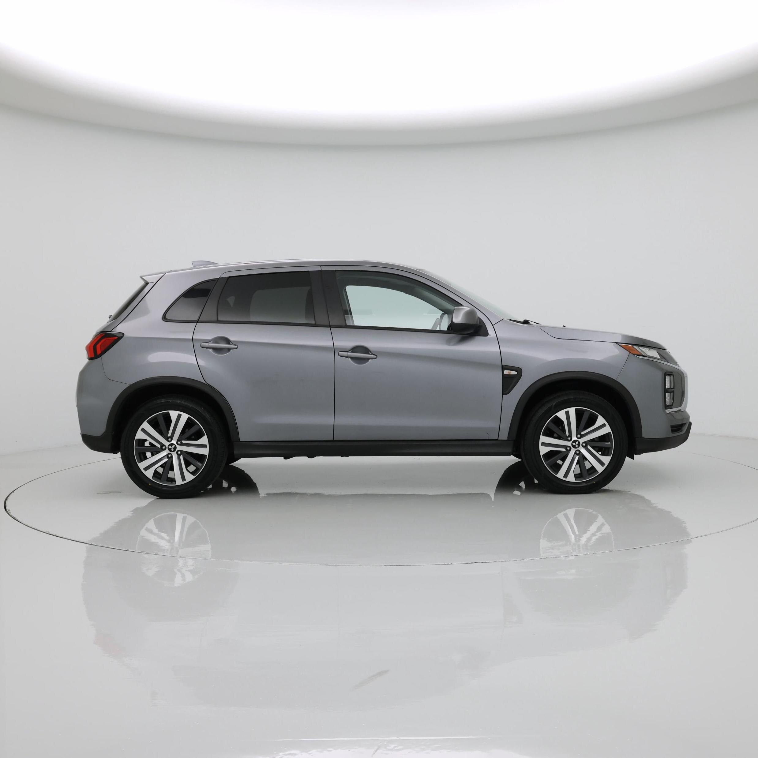 Thumbnail: 2021 Mitsubishi Outlander Sport - 7