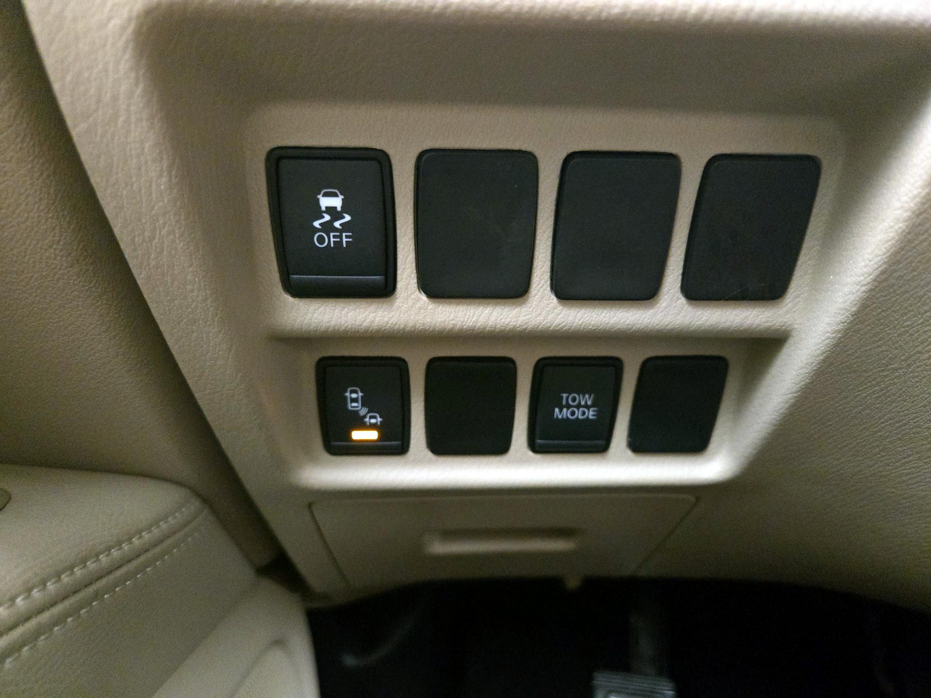 Thumbnail: 2019 Nissan Pathfinder - 13