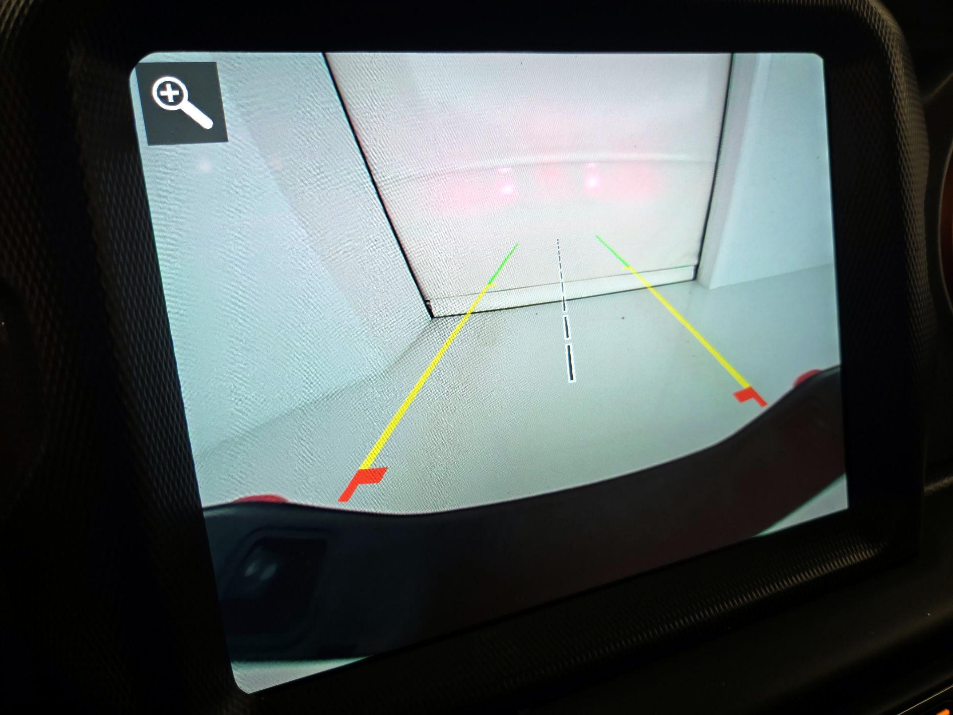 Thumbnail: 2021 Jeep Gladiator - 15