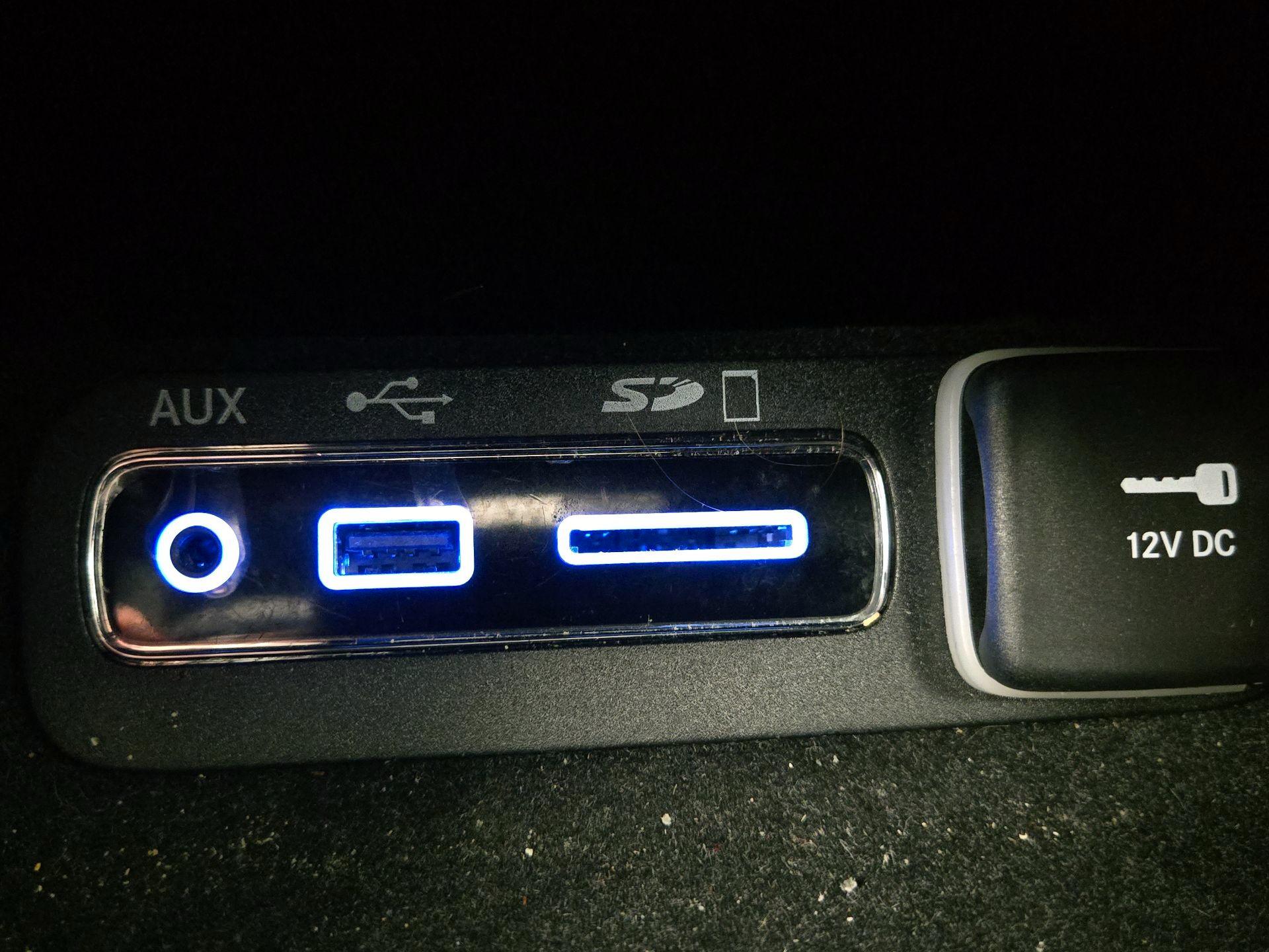 Thumbnail: 2017 Jeep Grand Cherokee - 19