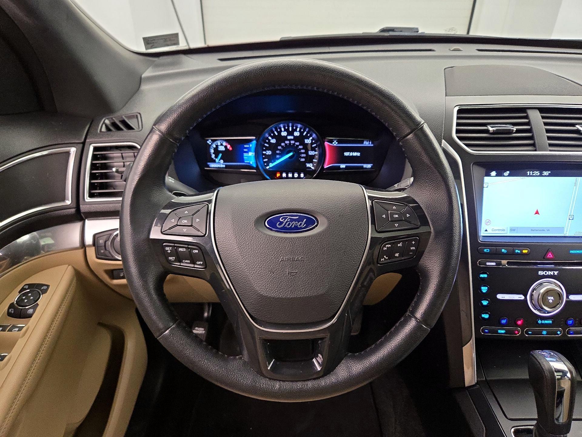 Thumbnail: 2017 Ford Explorer - 10