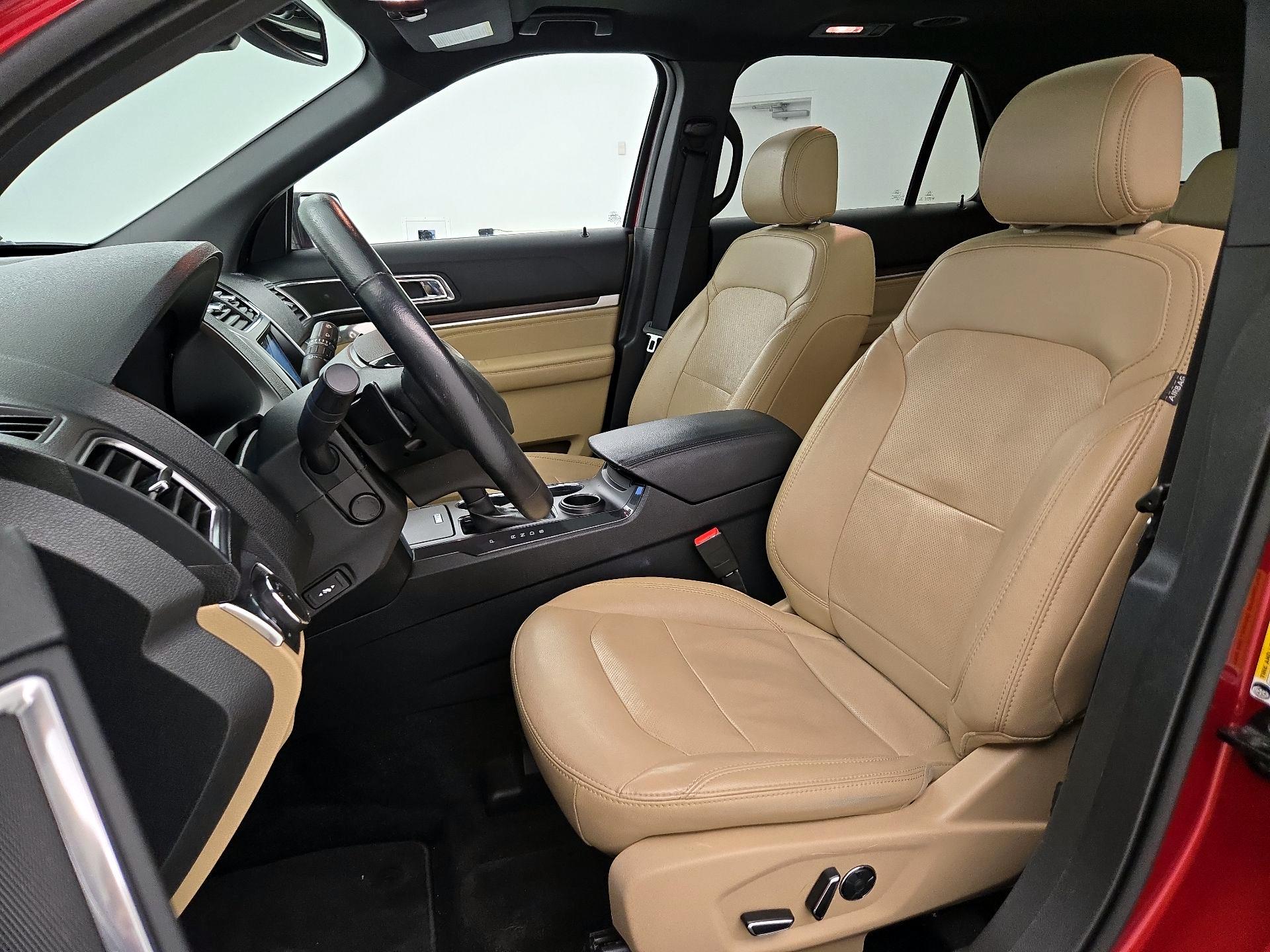 Thumbnail: 2017 Ford Explorer - 11