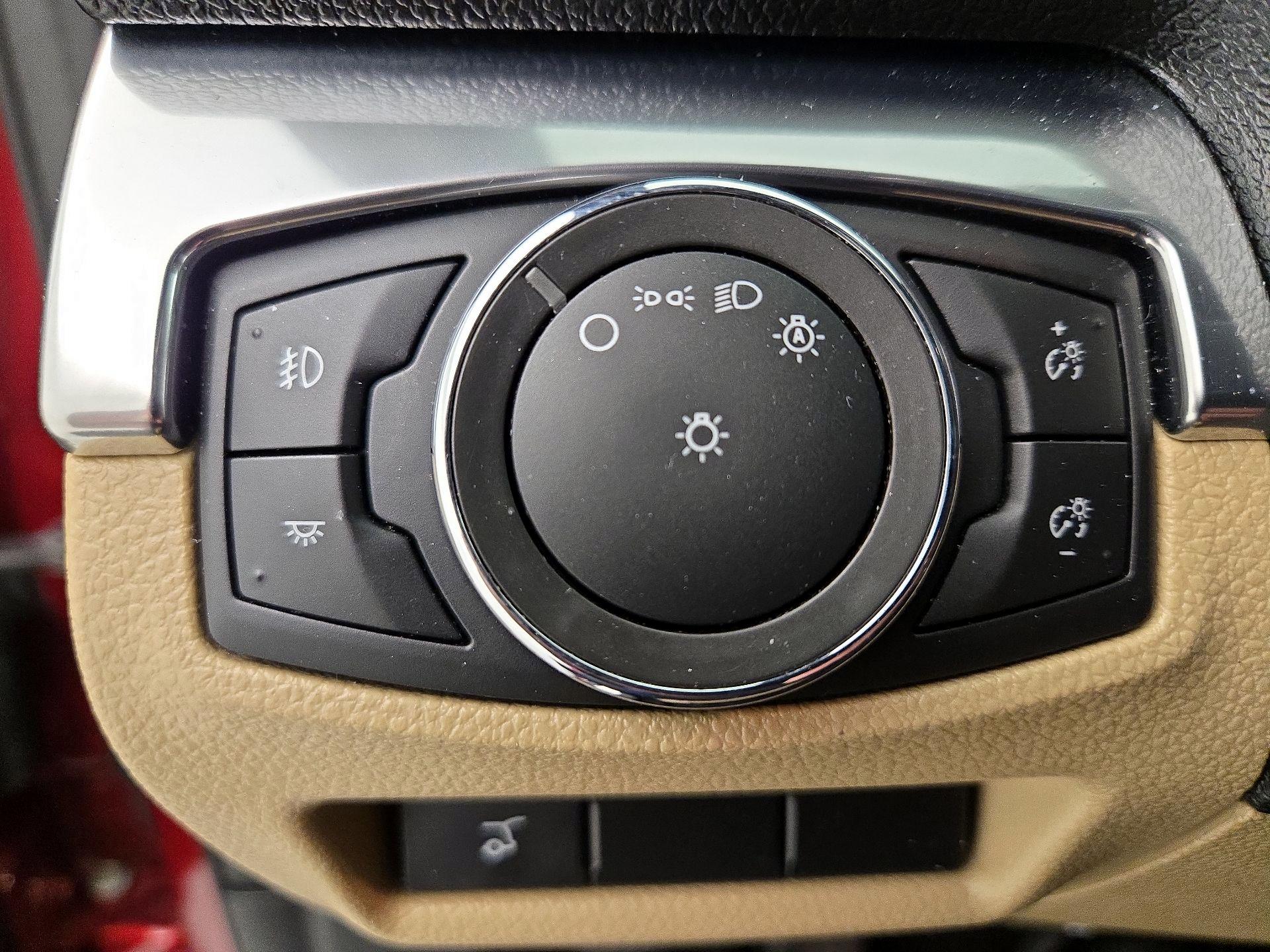 Thumbnail: 2017 Ford Explorer - 13