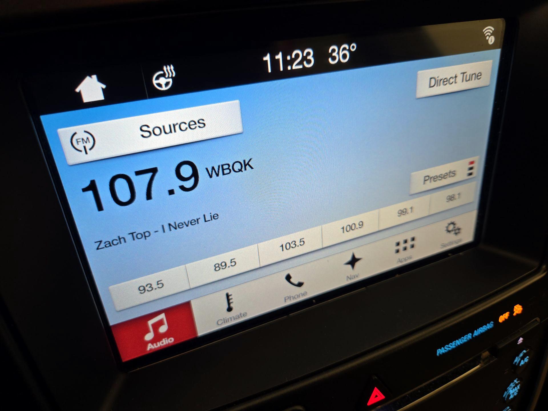 Thumbnail: 2017 Ford Explorer - 16