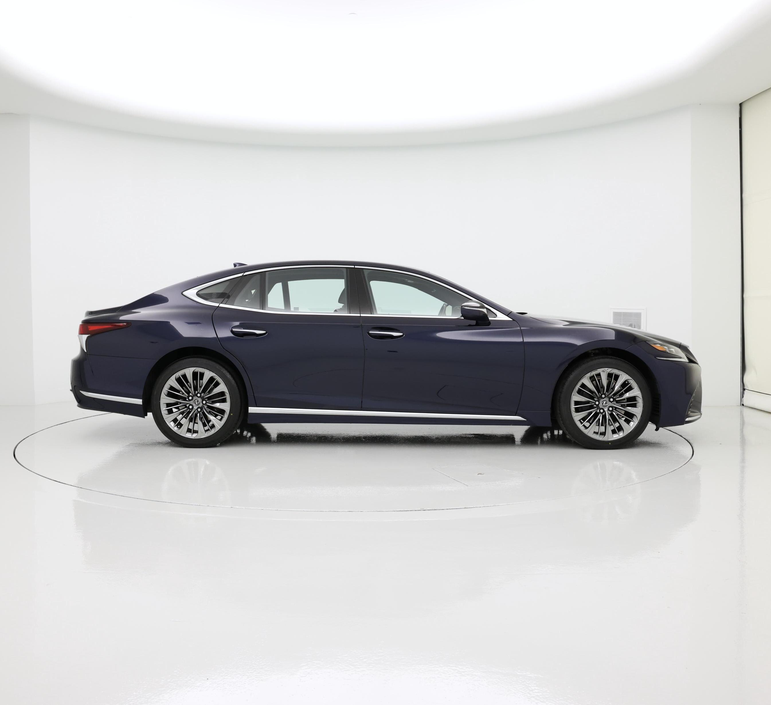 Thumbnail: 2018 Lexus LS - 7