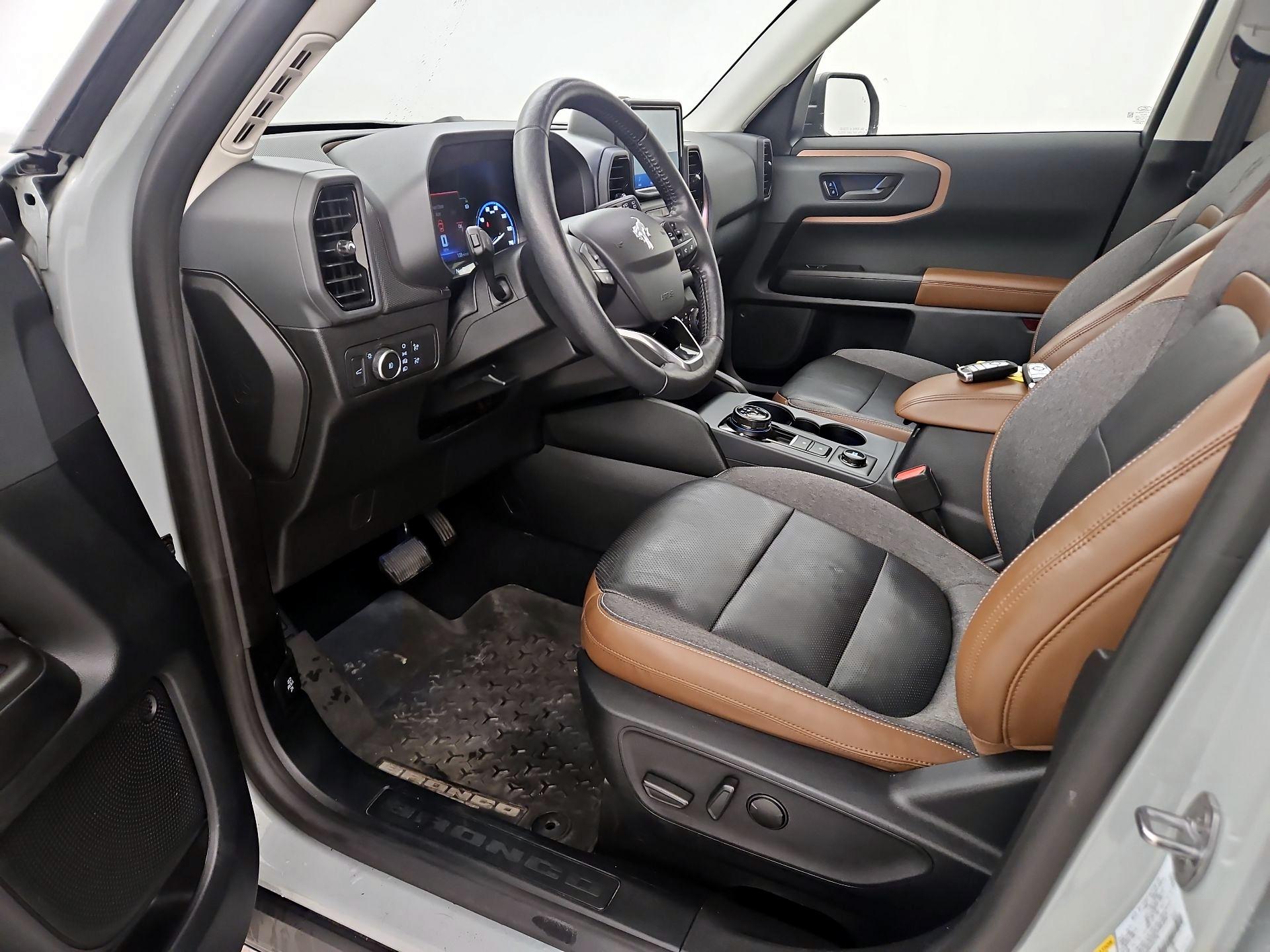 Thumbnail: 2021 Ford Bronco Sport - 11