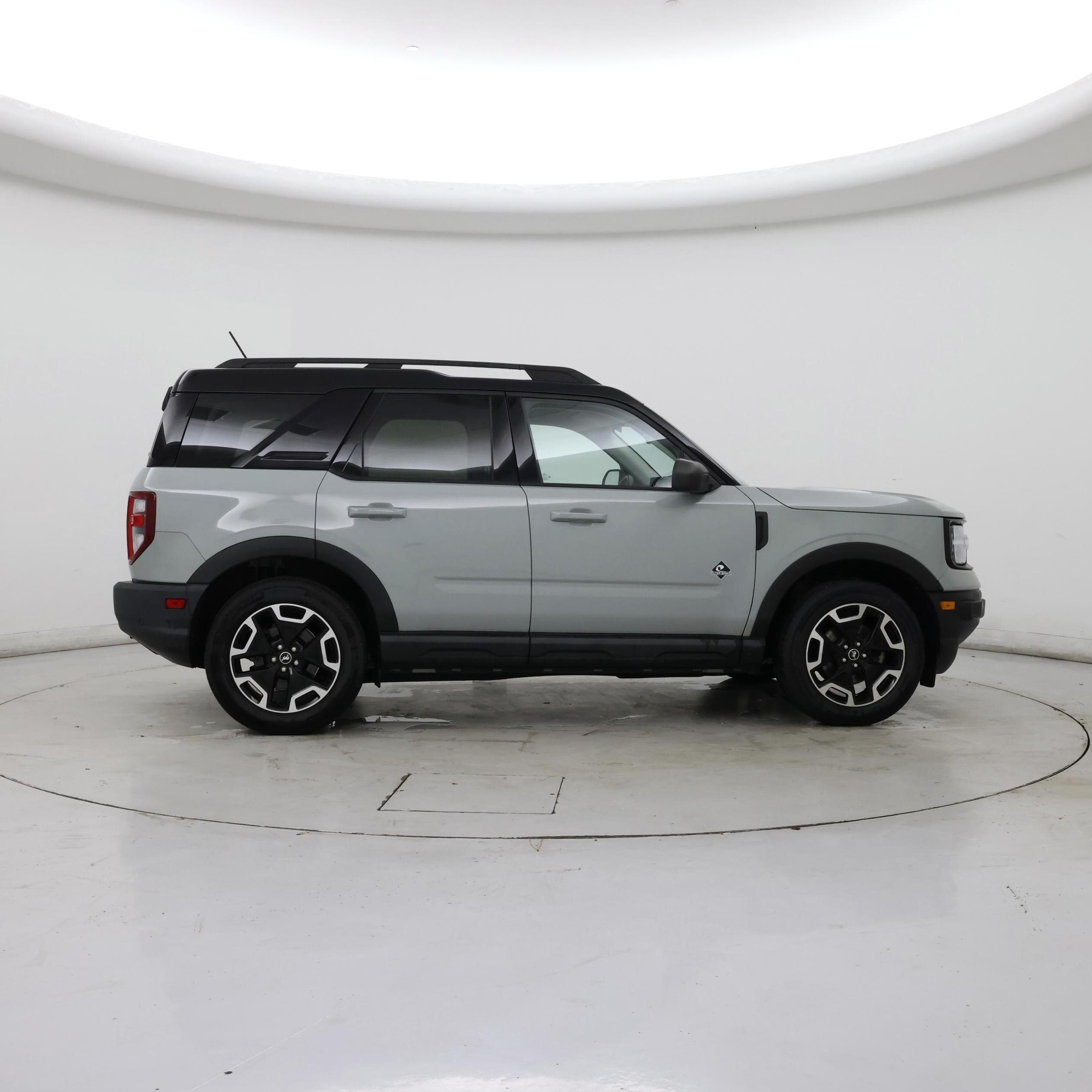 Thumbnail: 2021 Ford Bronco Sport - 7