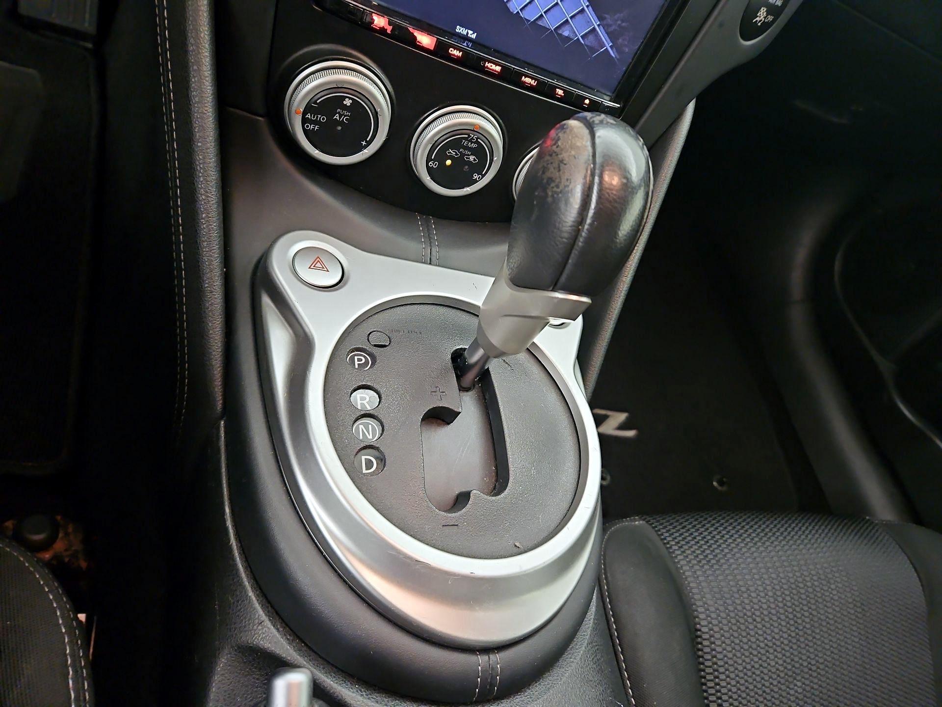 Thumbnail: 2016 Nissan Z - 17