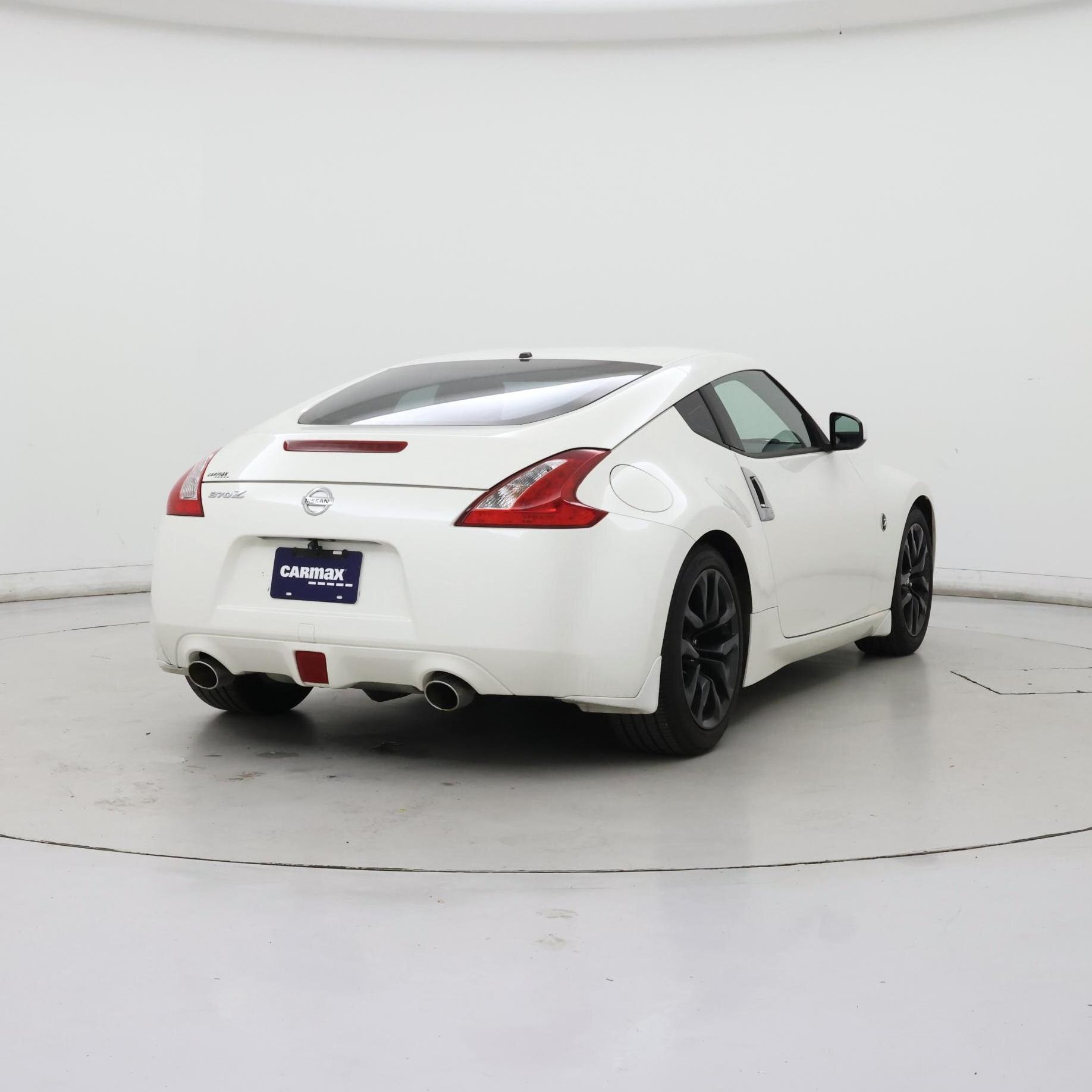 Thumbnail: 2016 Nissan Z - 8