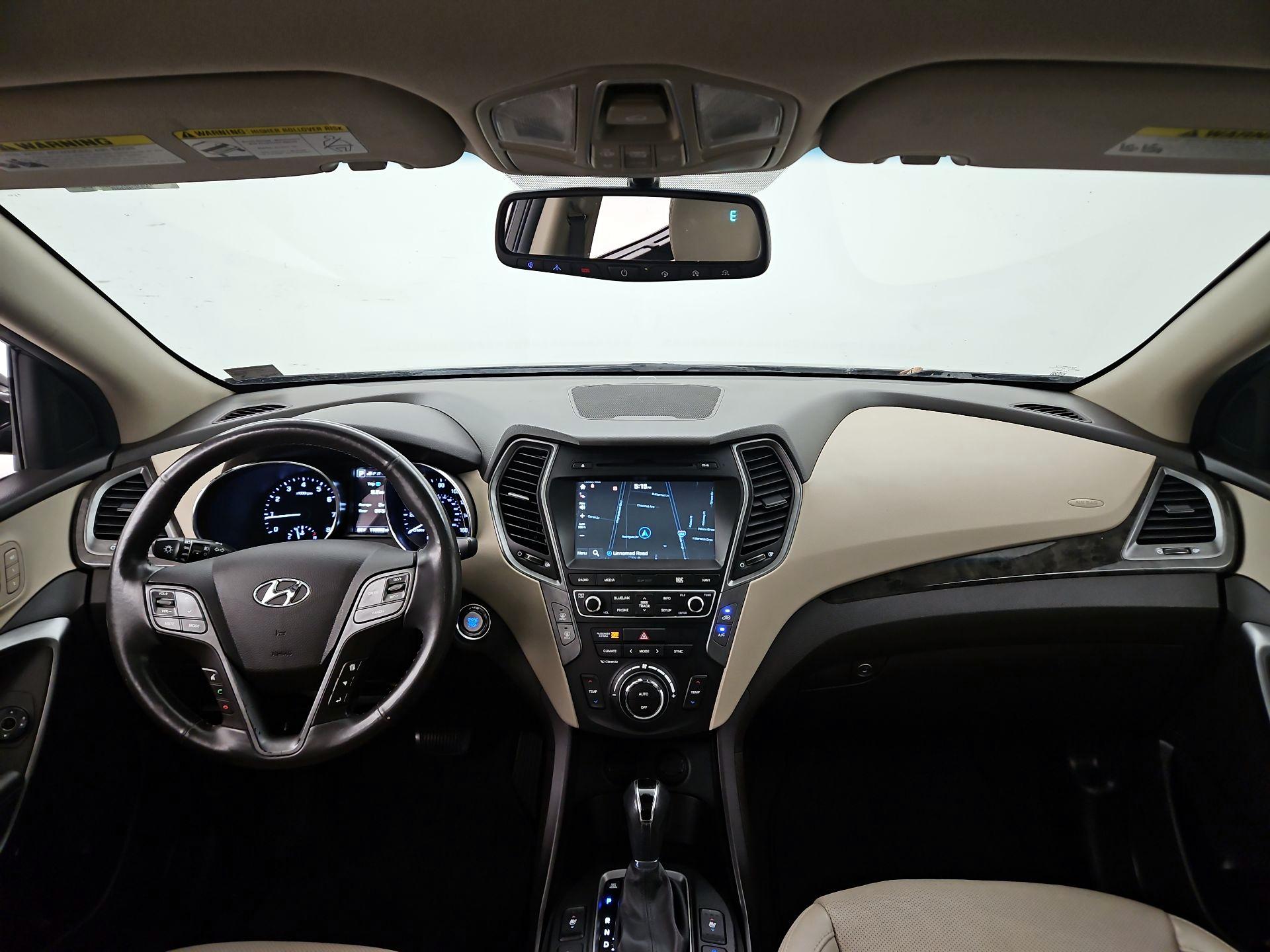 Thumbnail: 2017 Hyundai Santa Fe - 9