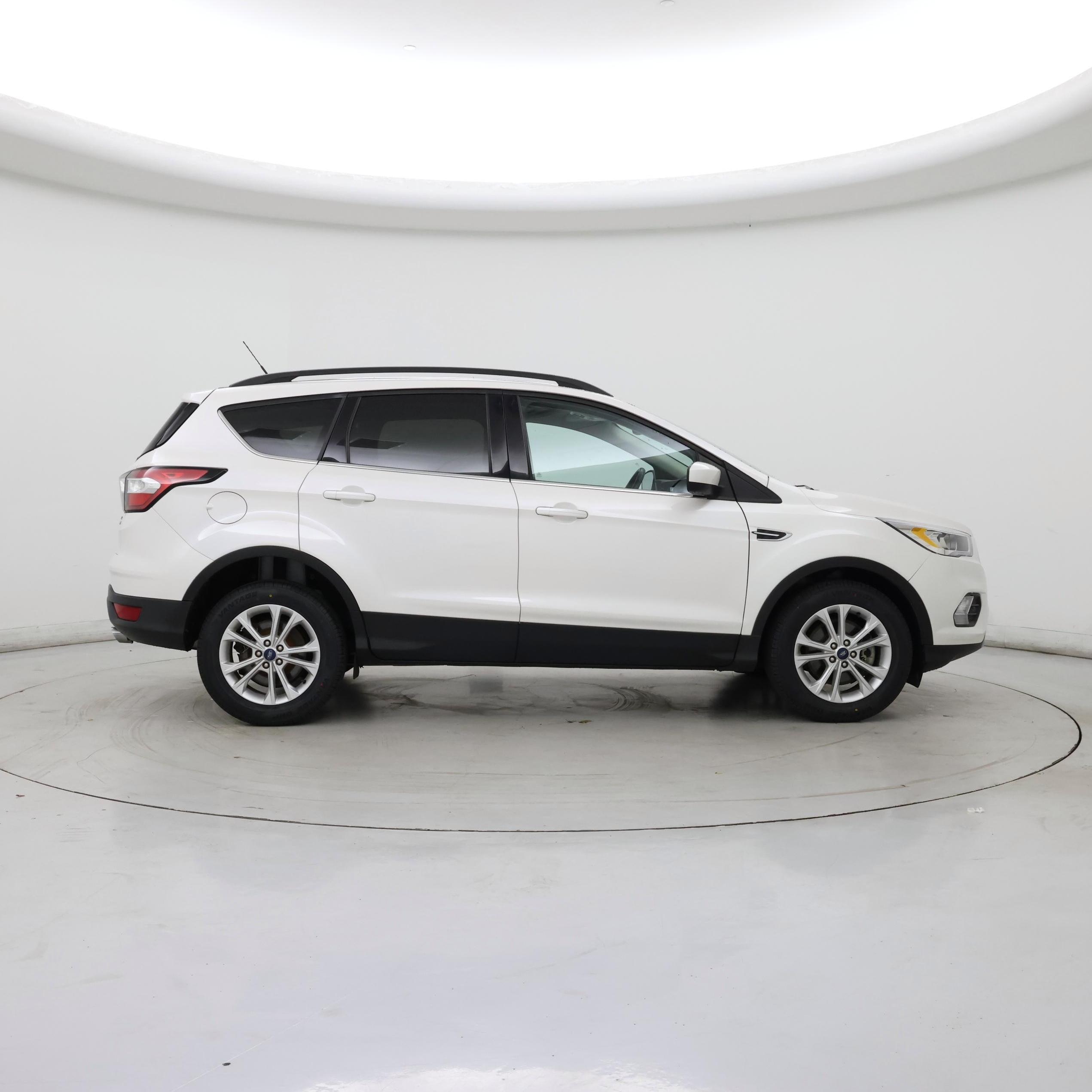 Thumbnail: 2018 Ford Escape - 7