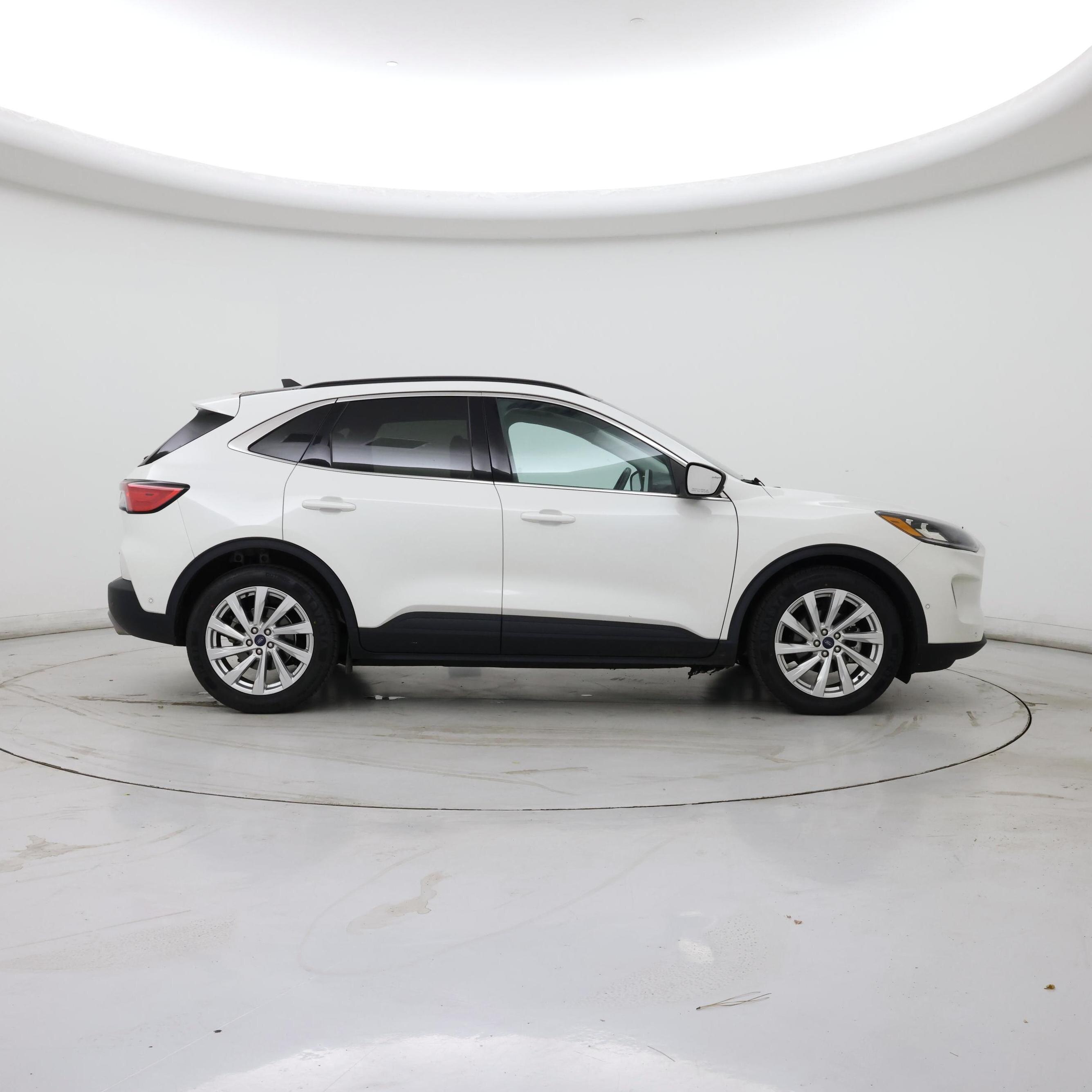 Thumbnail: 2021 Ford Escape - 7