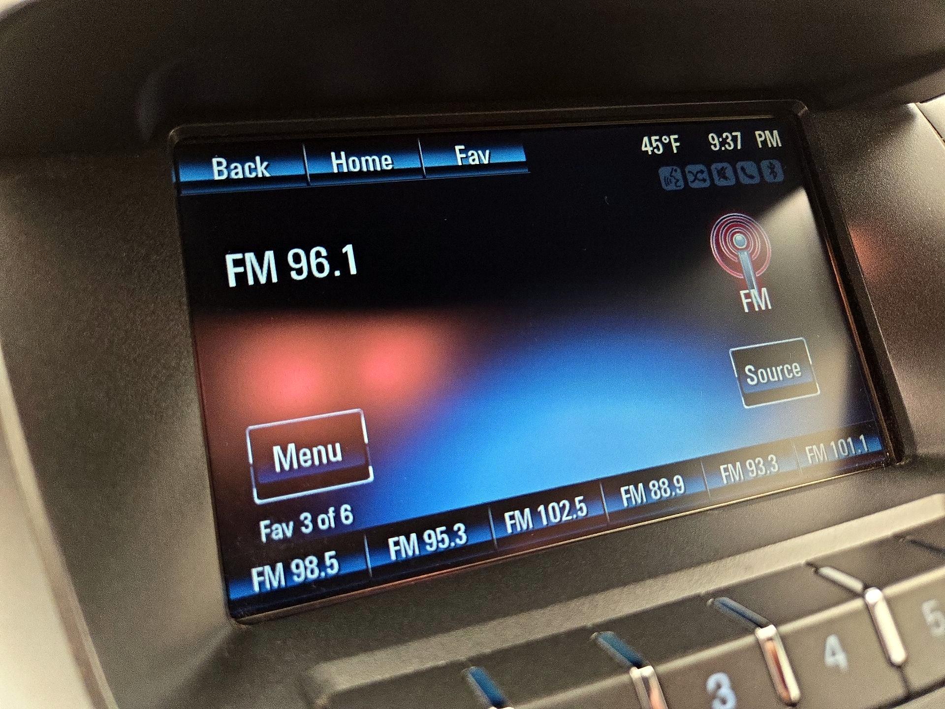 Thumbnail: 2016 Chevrolet Equinox - 15