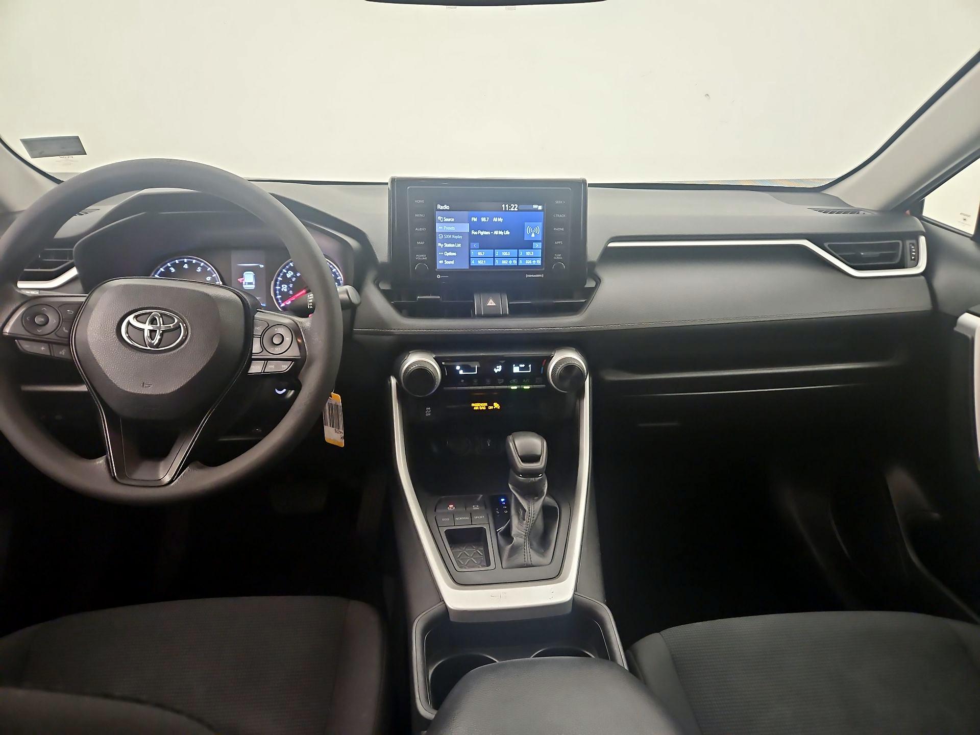 Thumbnail: 2021 Toyota RAV4 - 9