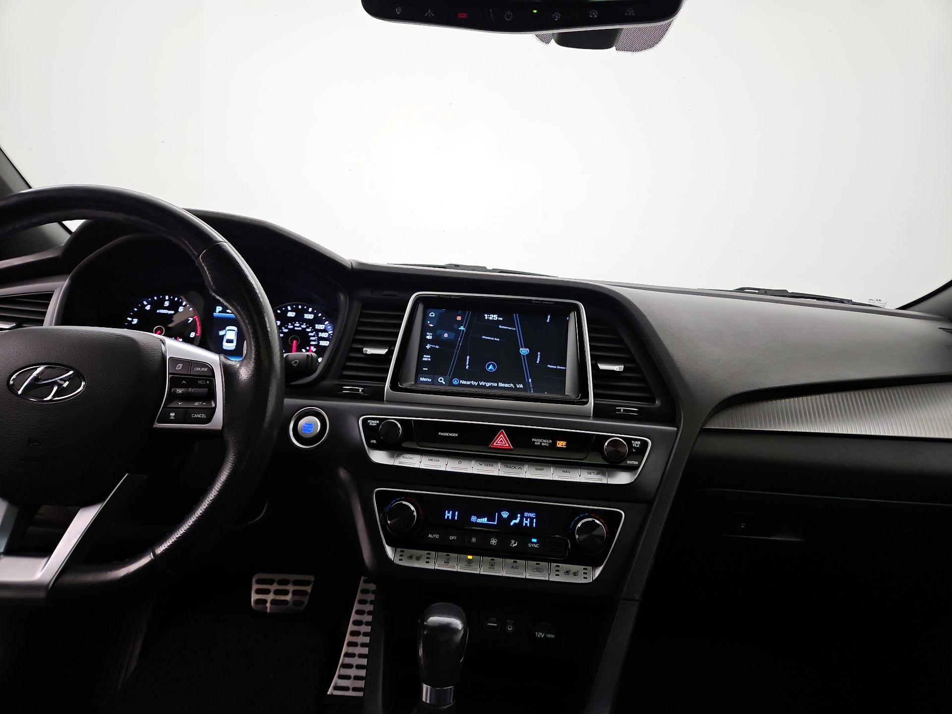 Thumbnail: 2018 Hyundai Sonata - 9