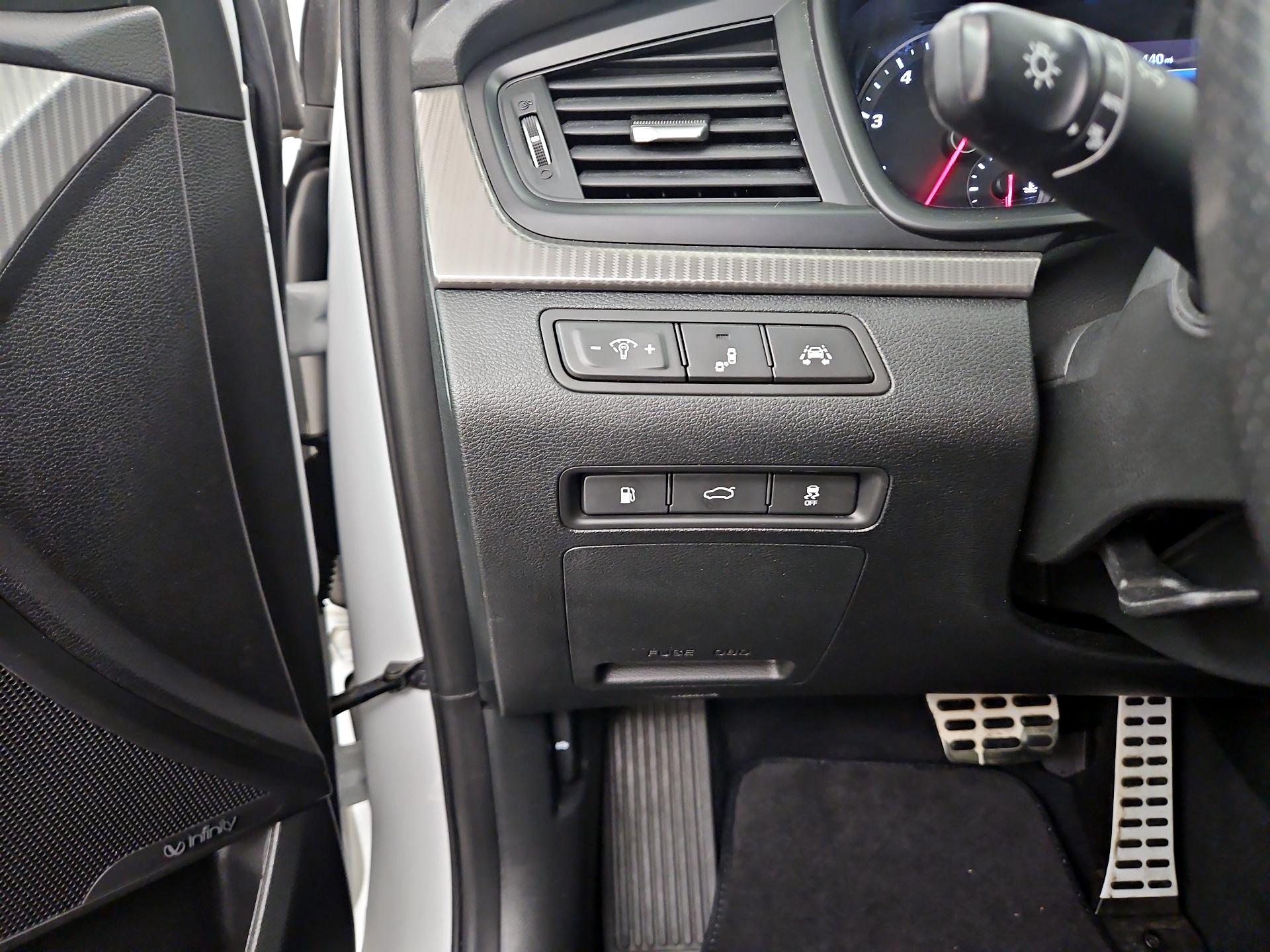 Thumbnail: 2018 Hyundai Sonata - 13