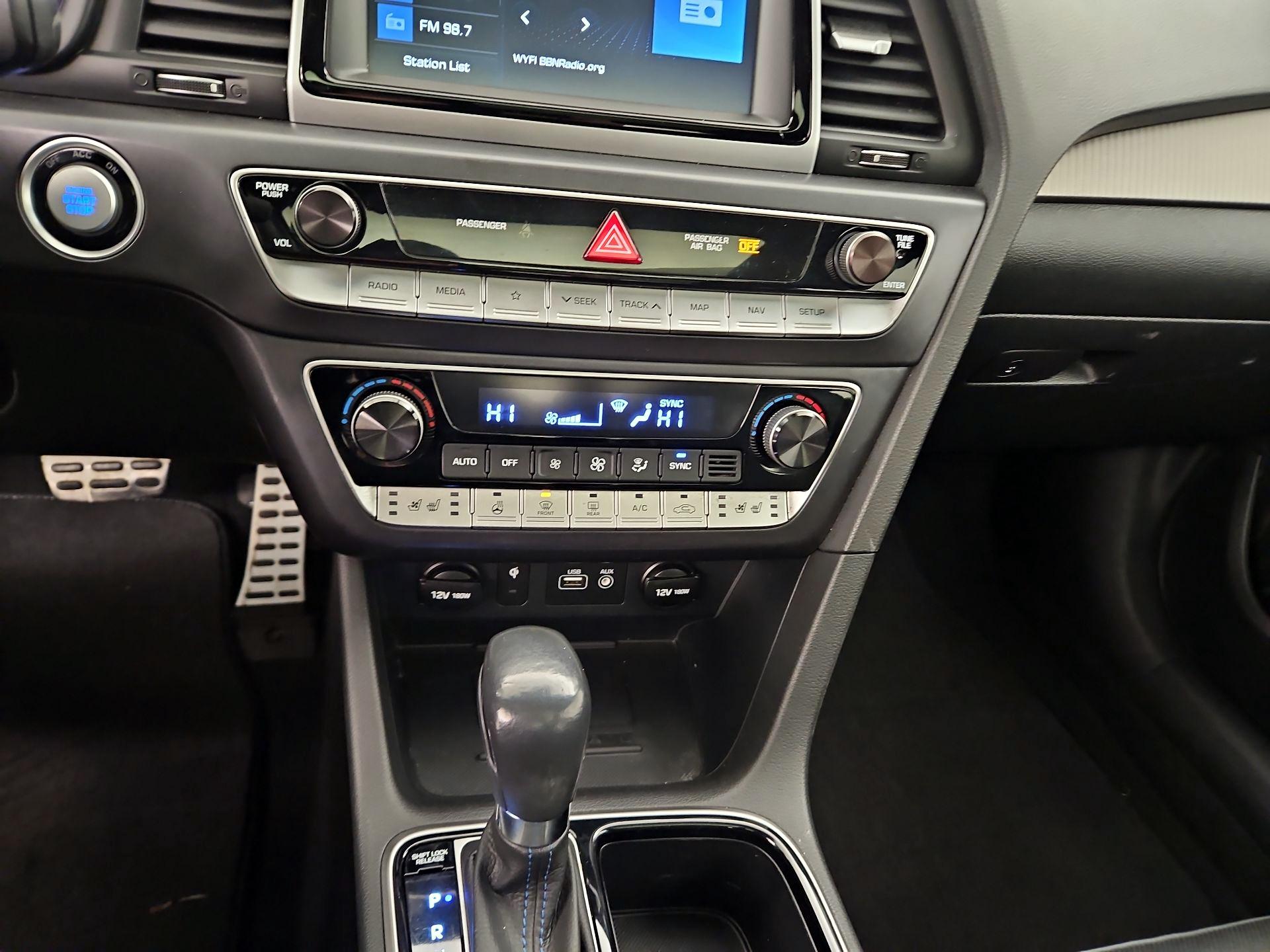 Thumbnail: 2018 Hyundai Sonata - 17