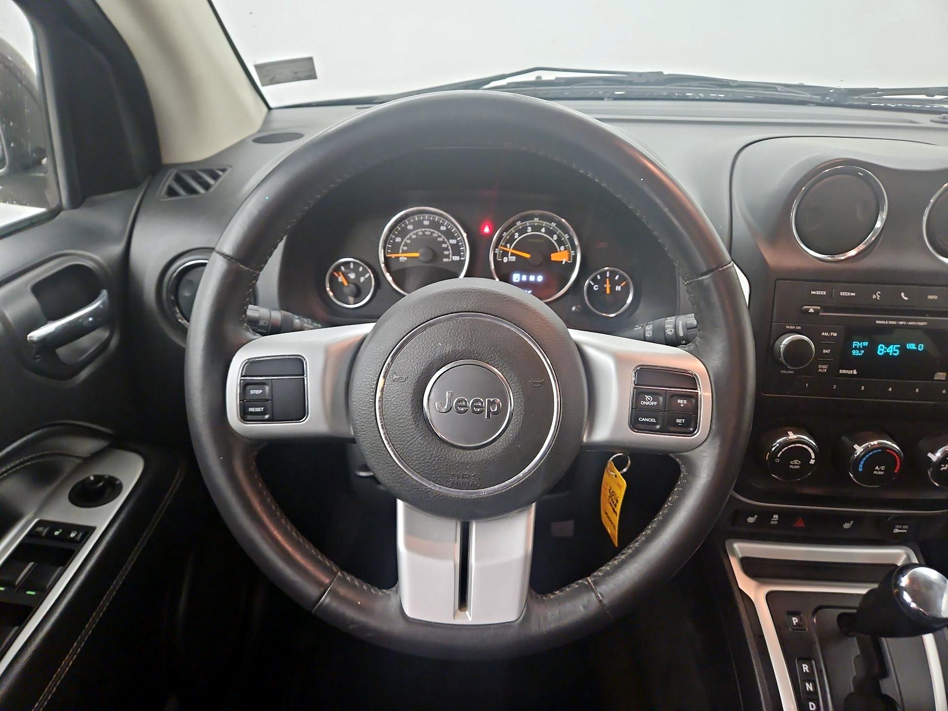 Thumbnail: 2016 Jeep Compass - 10