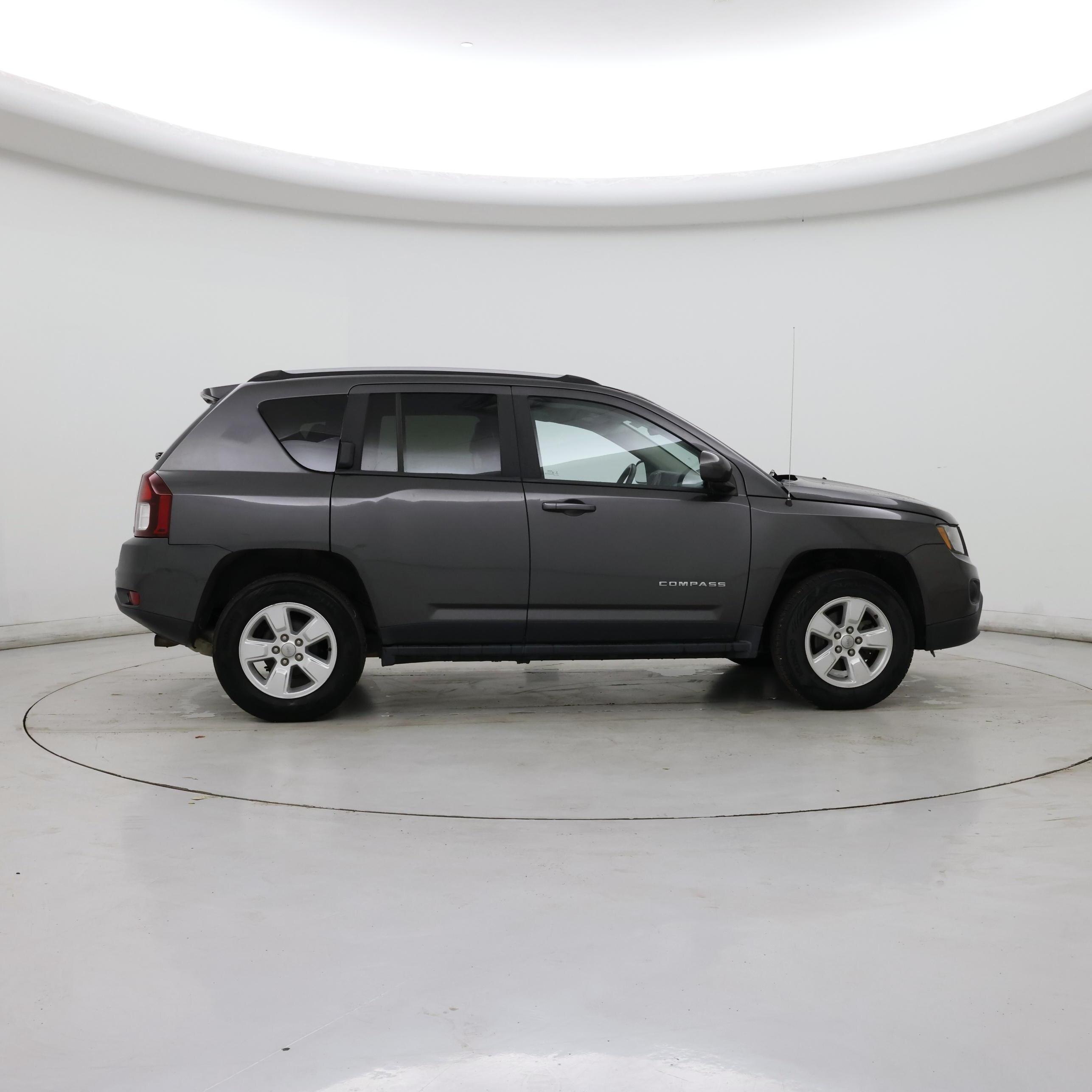 Thumbnail: 2016 Jeep Compass - 7
