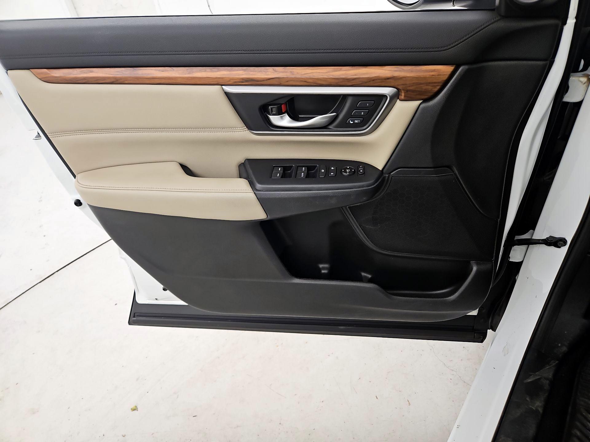 Thumbnail: 2019 Honda CR-V - 12