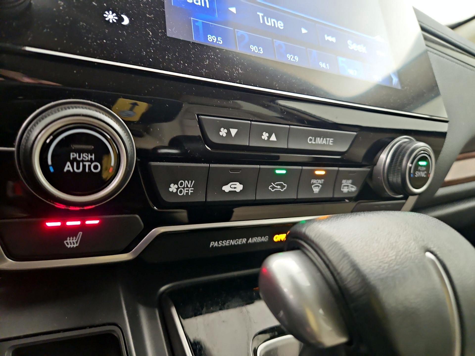 Thumbnail: 2019 Honda CR-V - 16