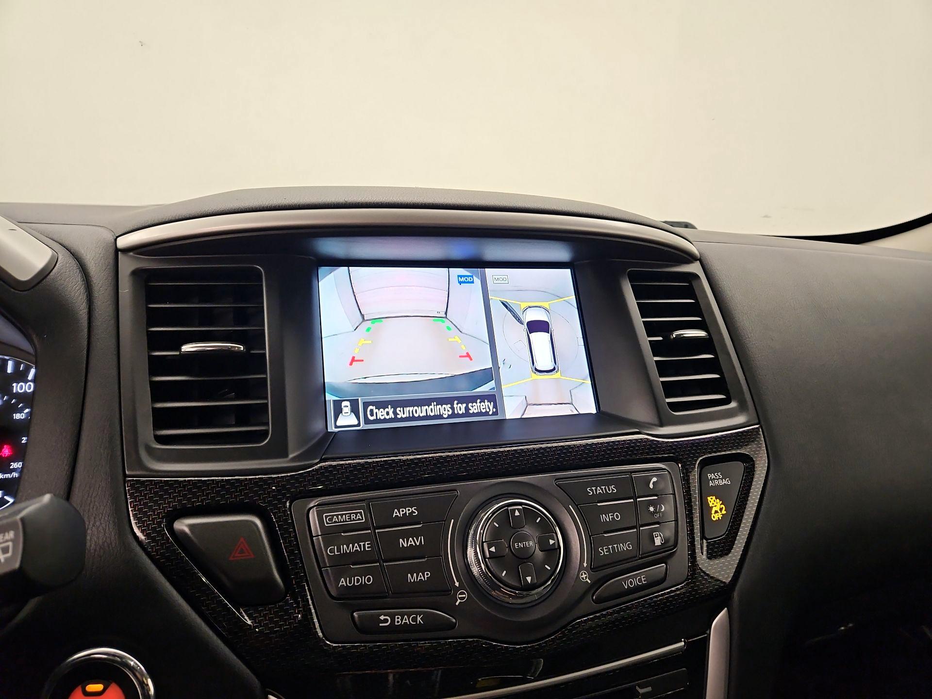 Thumbnail: 2020 Nissan Pathfinder - 15