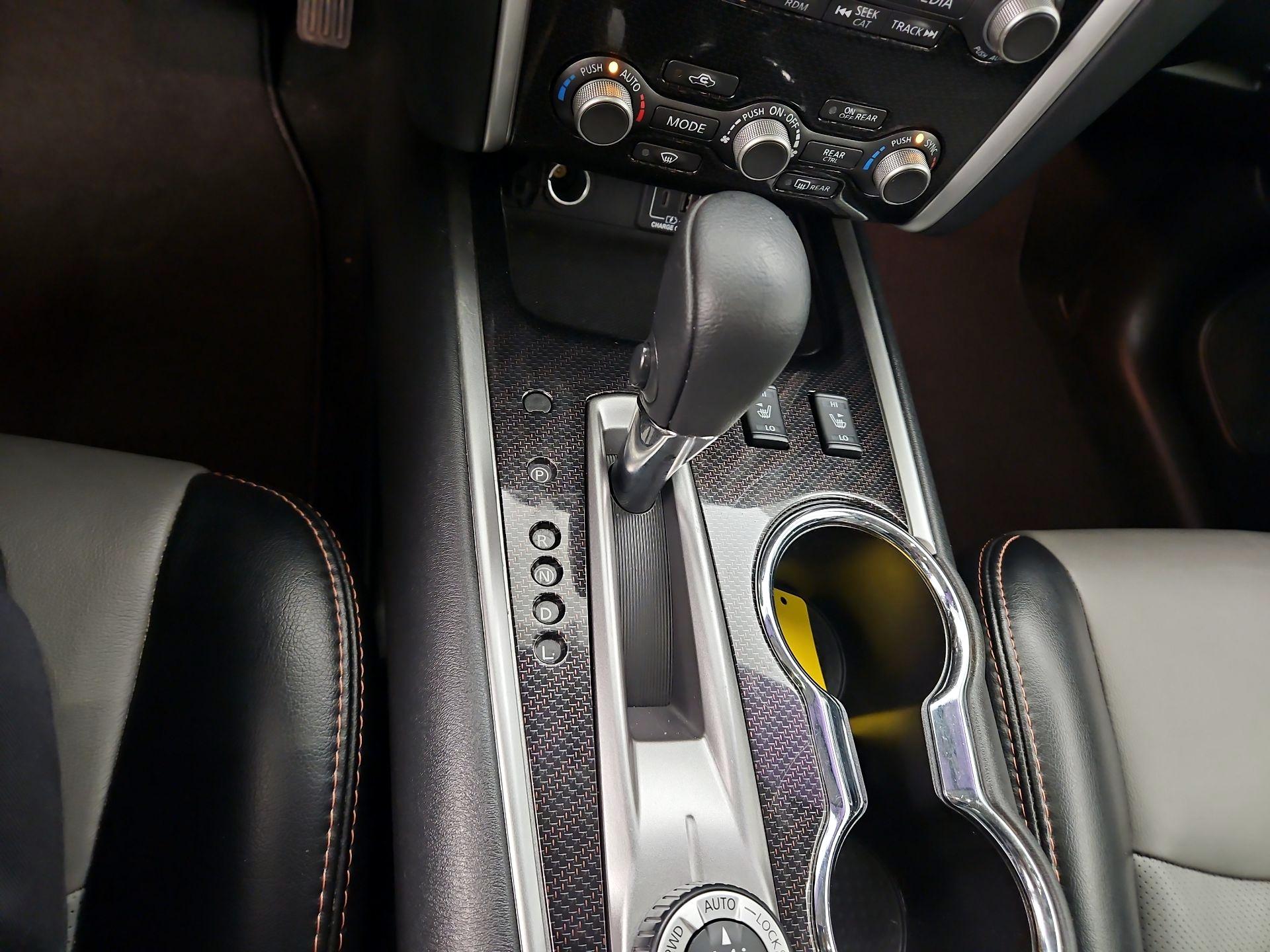 Thumbnail: 2020 Nissan Pathfinder - 18