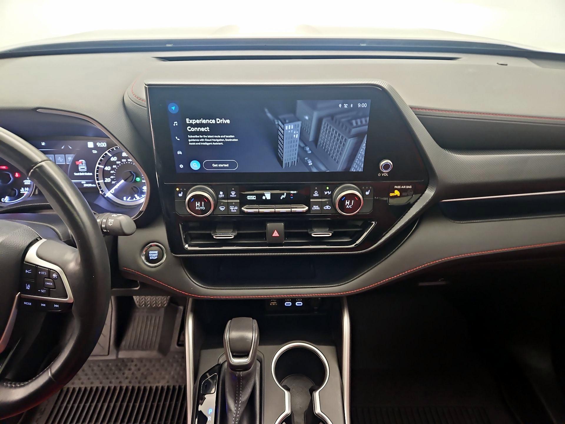 Thumbnail: 2023 Toyota Highlander - 9