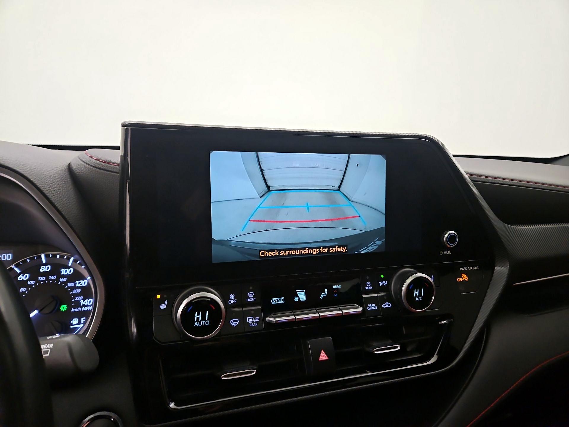 Thumbnail: 2023 Toyota Highlander - 14