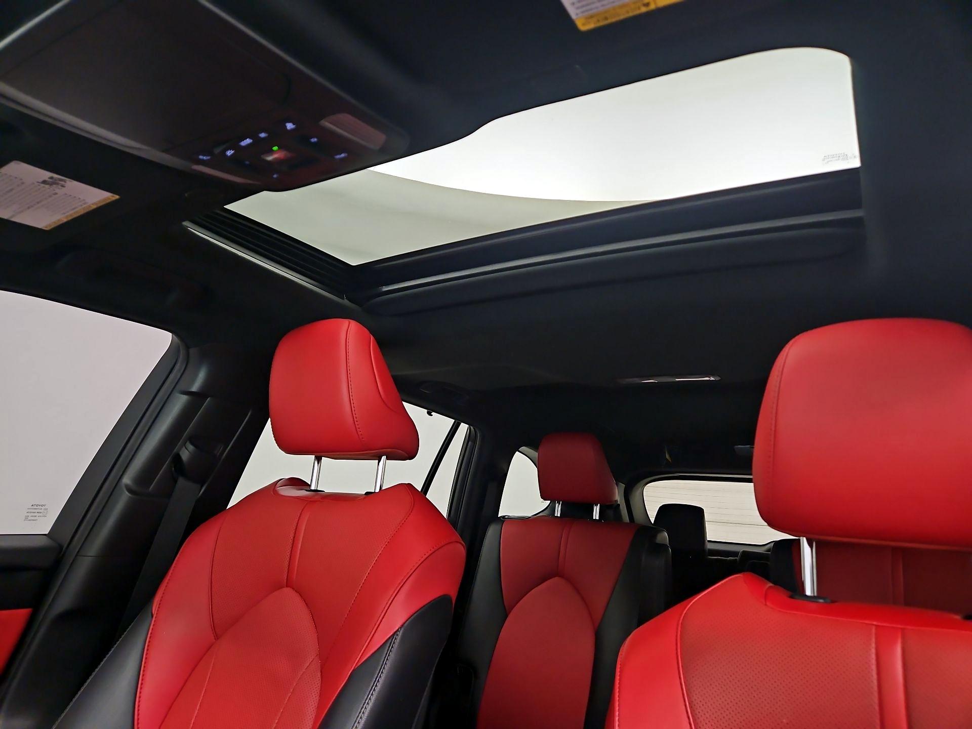 Thumbnail: 2023 Toyota Highlander - 19