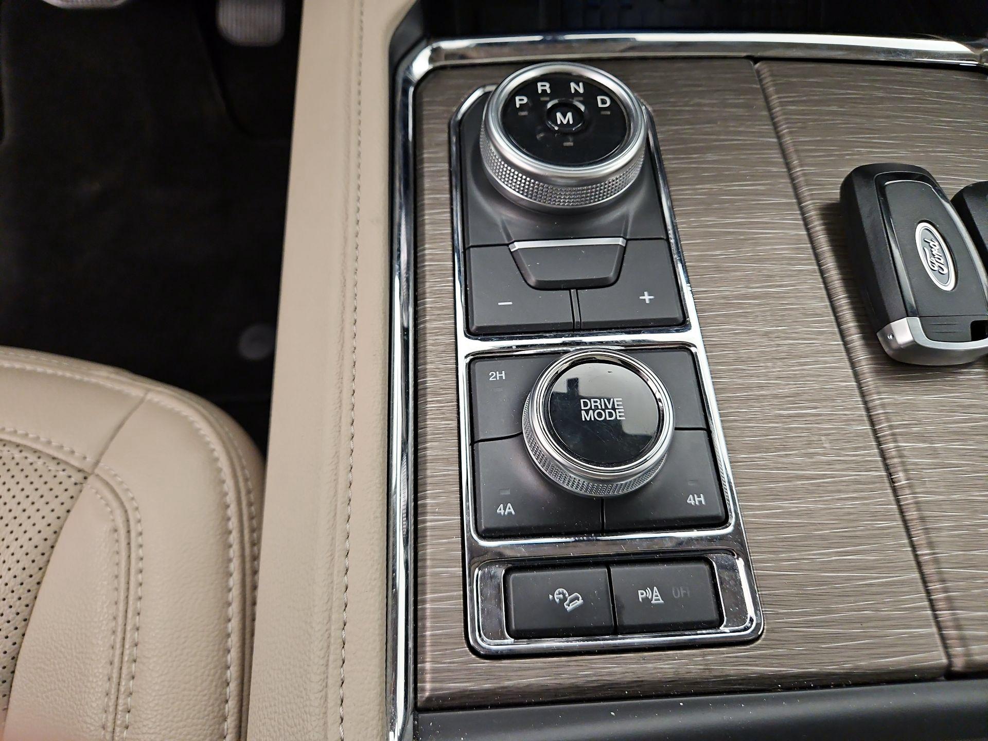 Thumbnail: 2023 Ford Expedition - 18