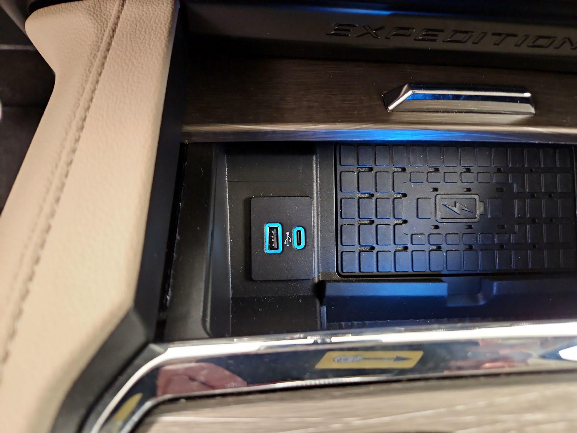 Thumbnail: 2023 Ford Expedition - 19