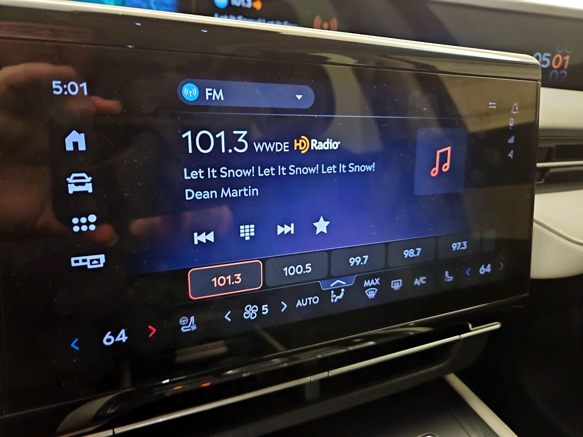 Thumbnail: 2024 Lincoln Nautilus - 16