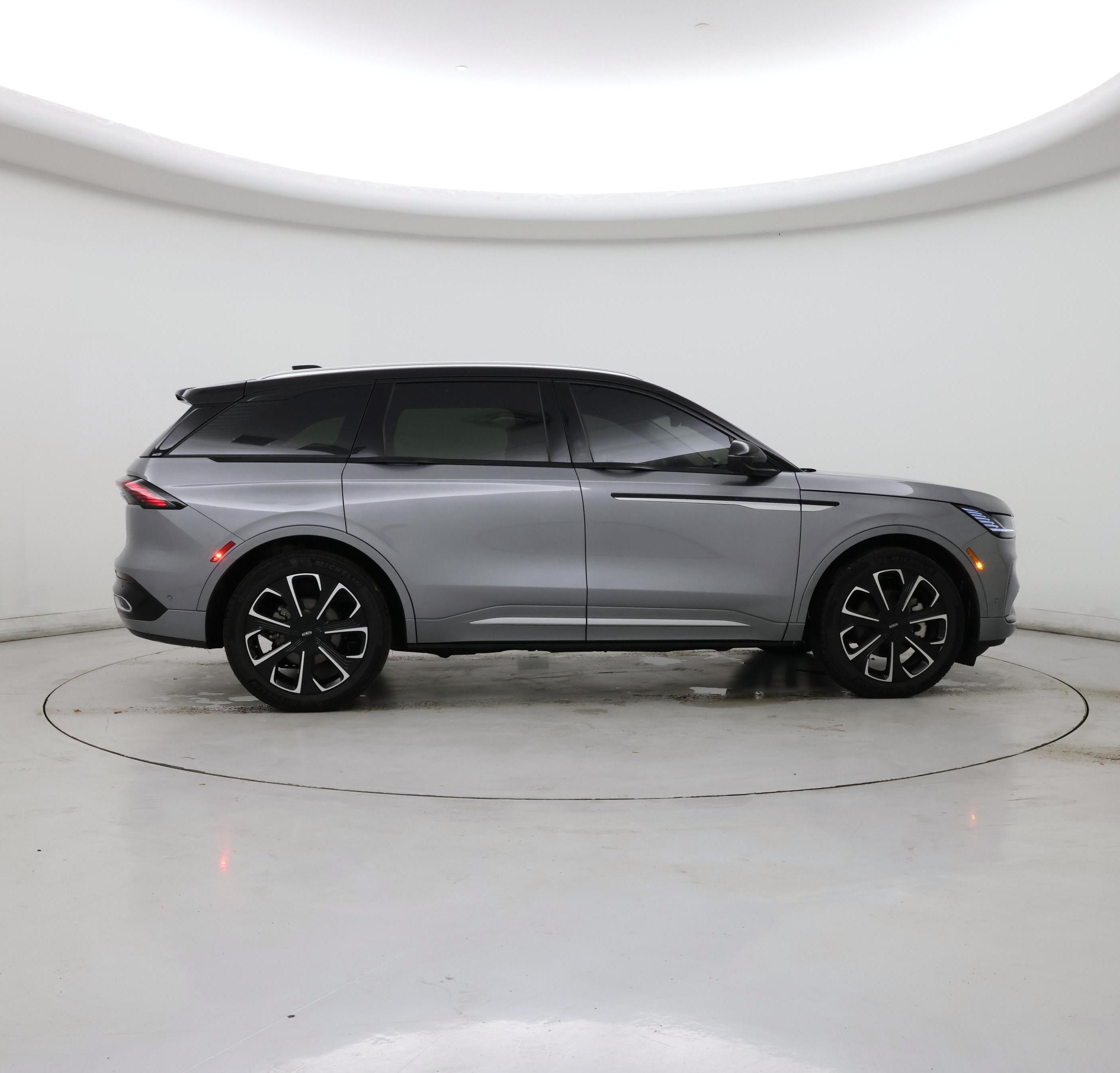 Thumbnail: 2024 Lincoln Nautilus - 7