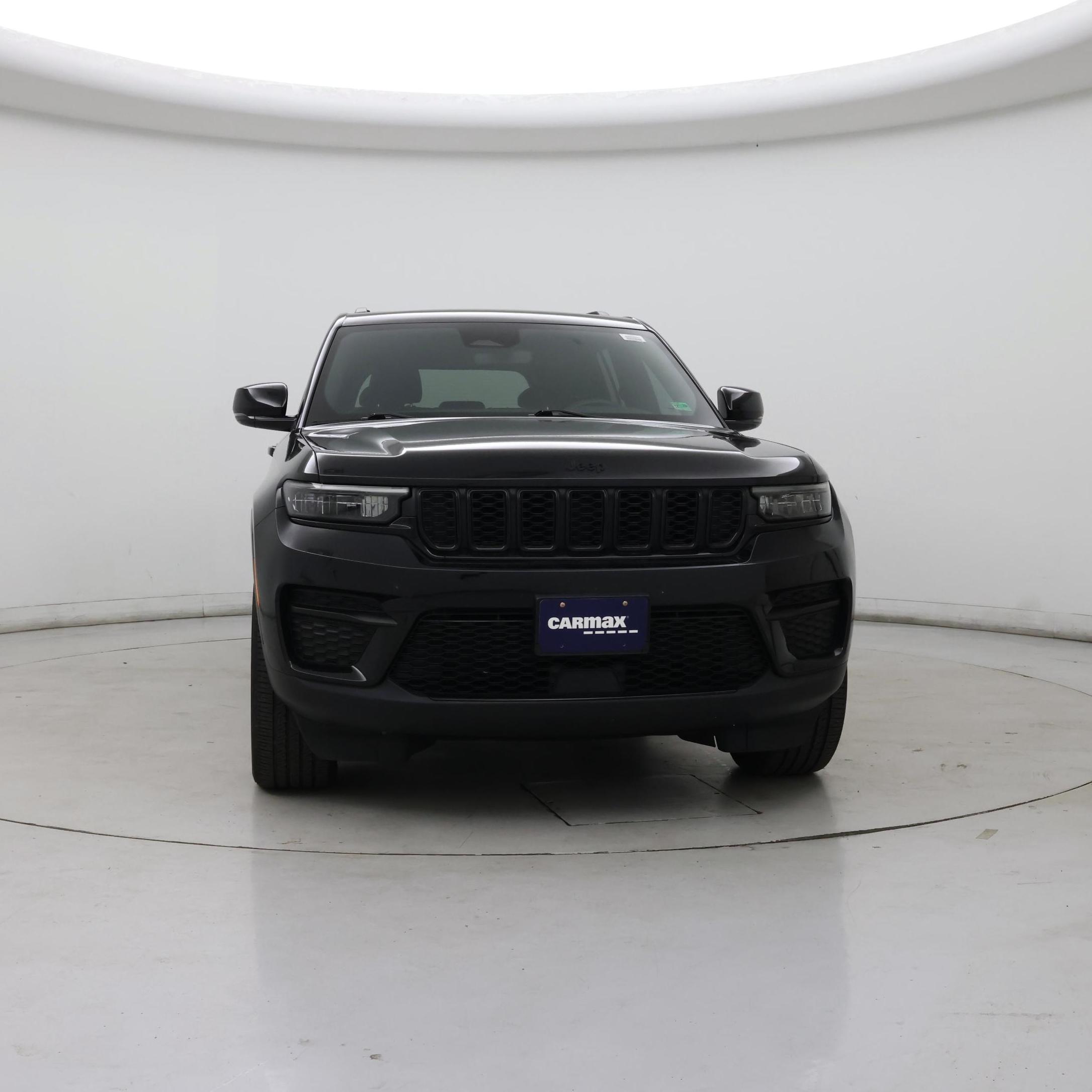 Thumbnail: 2023 Jeep Grand Cherokee - 5