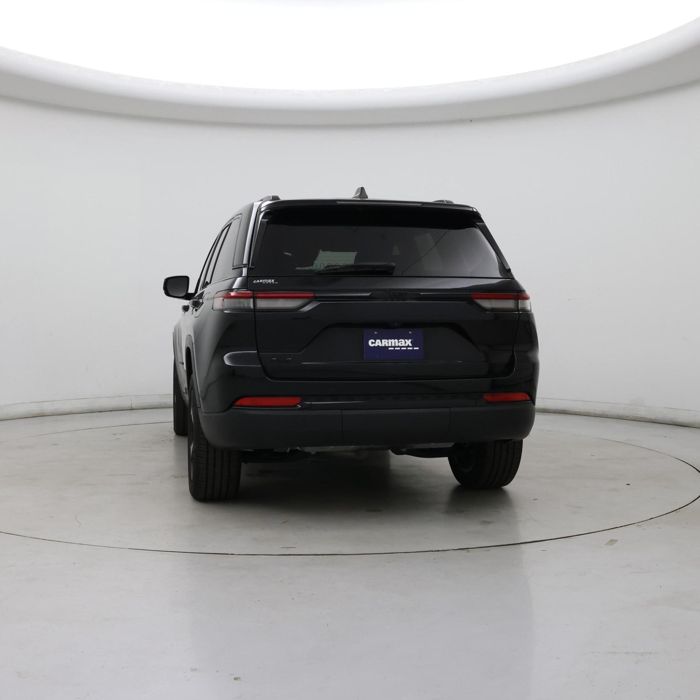 Thumbnail: 2023 Jeep Grand Cherokee - 6