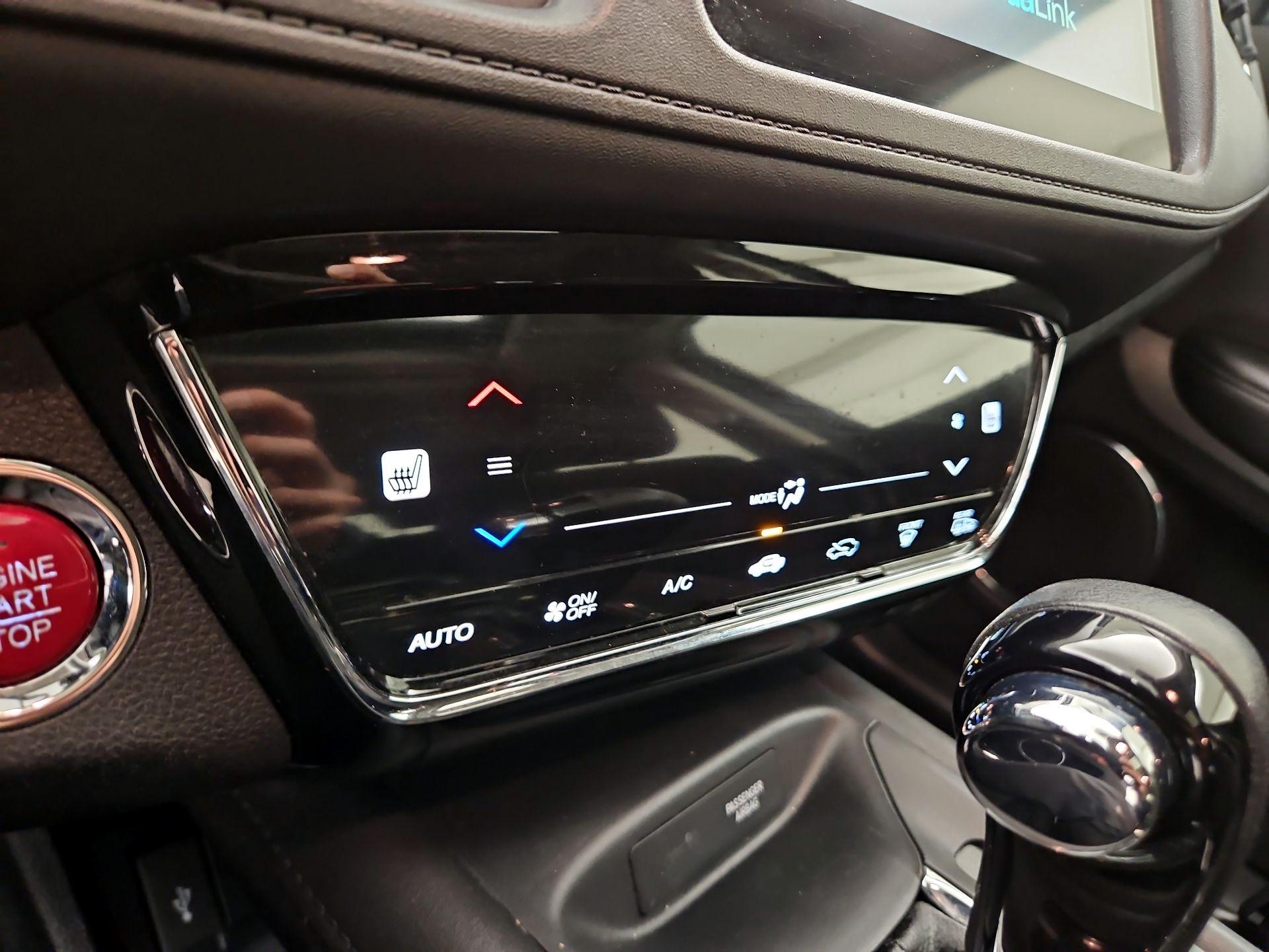 Thumbnail: 2017 Honda HR-V - 16