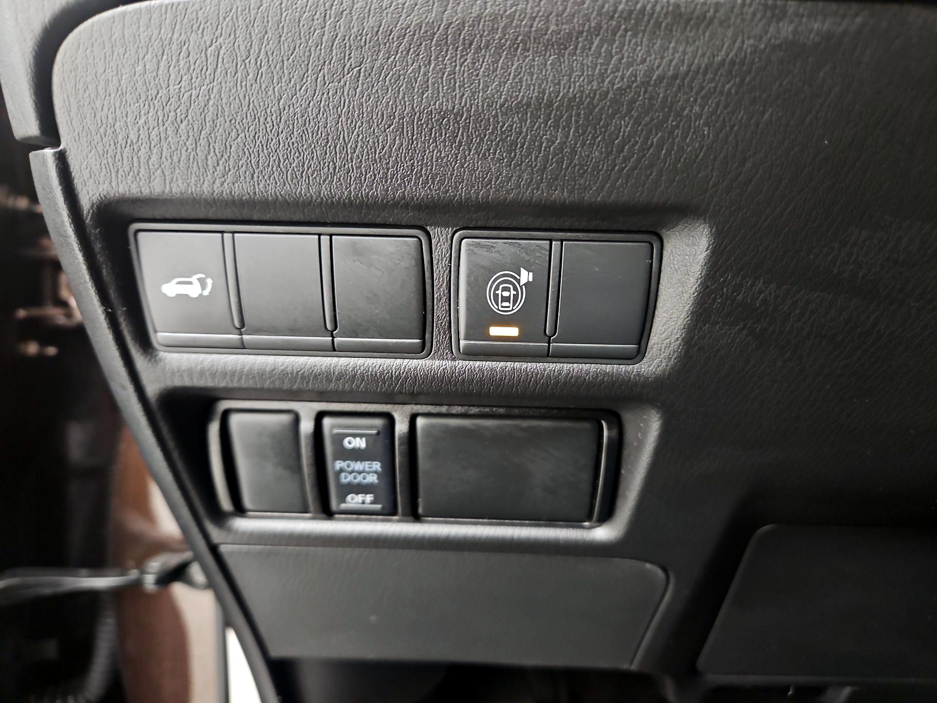 Thumbnail: 2021 Nissan Armada - 13