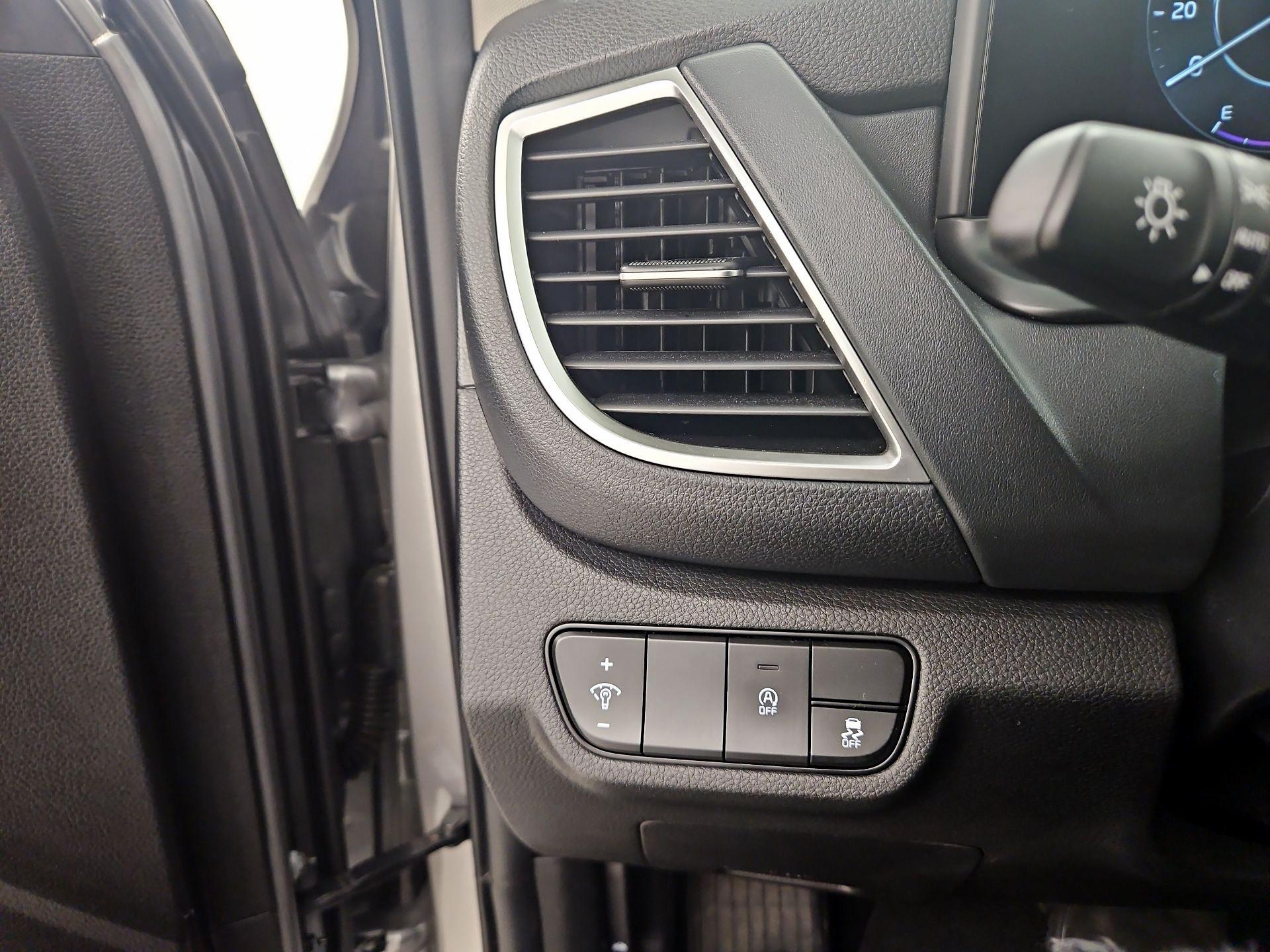 Thumbnail: 2024 Kia Seltos - 13