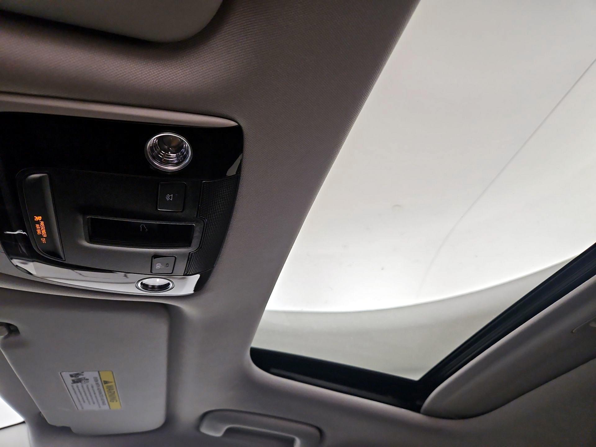 Thumbnail: 2024 Kia Seltos - 19