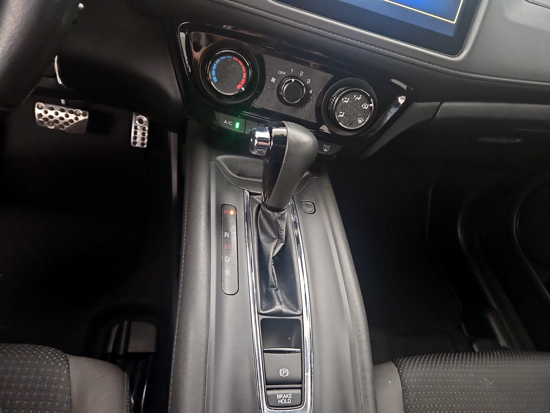 Thumbnail: 2020 Honda HR-V - 17