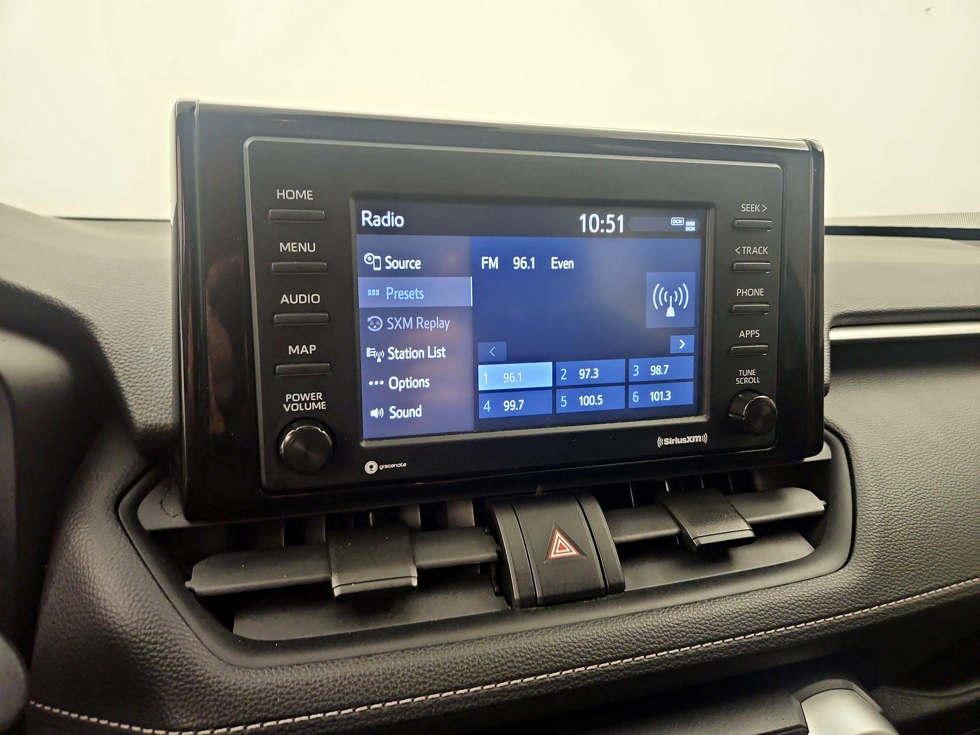 Thumbnail: 2021 Toyota RAV4 - 15