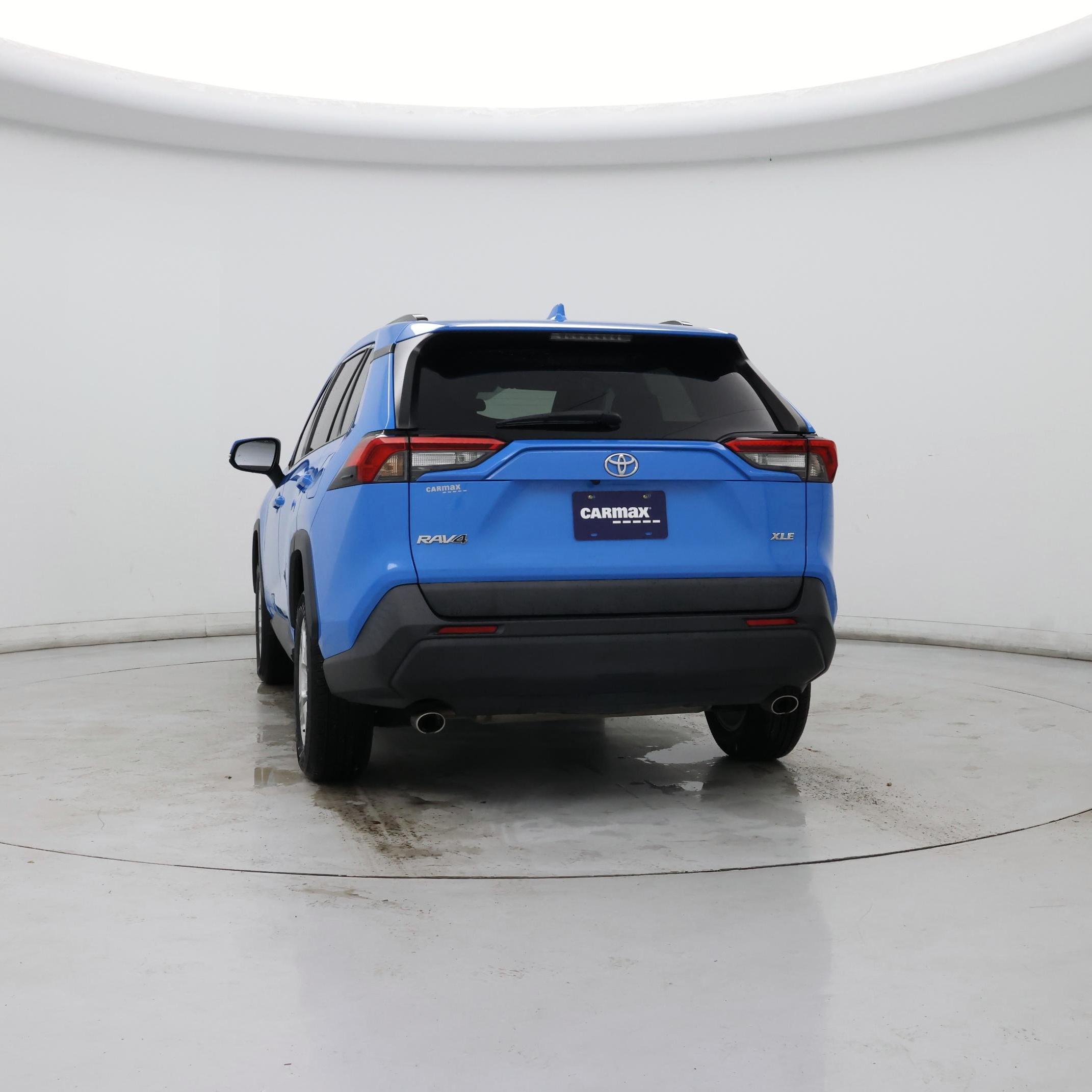 Thumbnail: 2021 Toyota RAV4 - 6