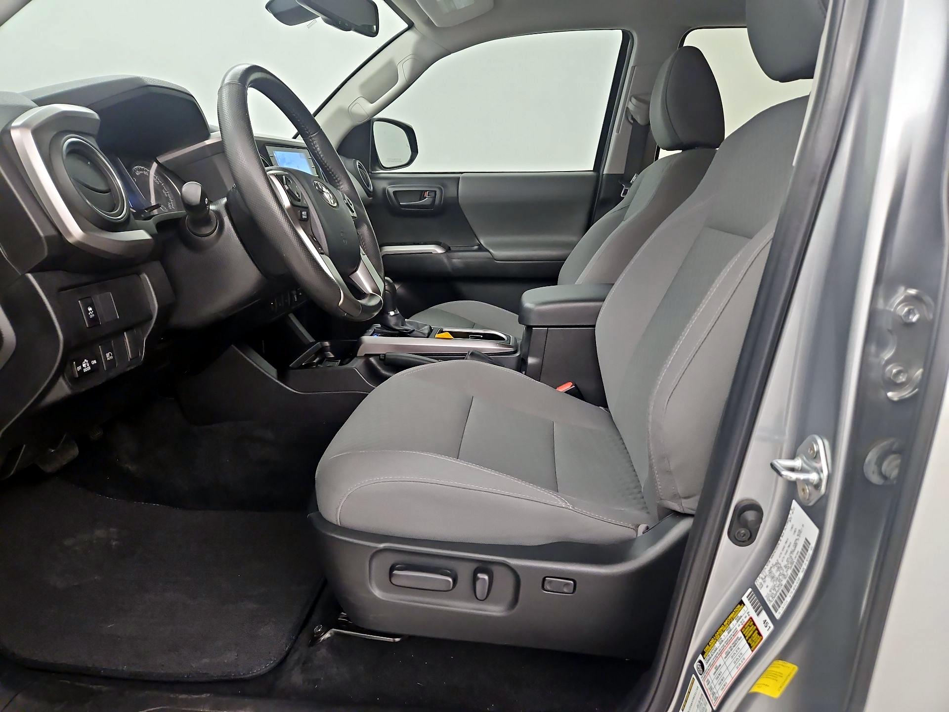 Thumbnail: 2023 Toyota Tacoma - 11