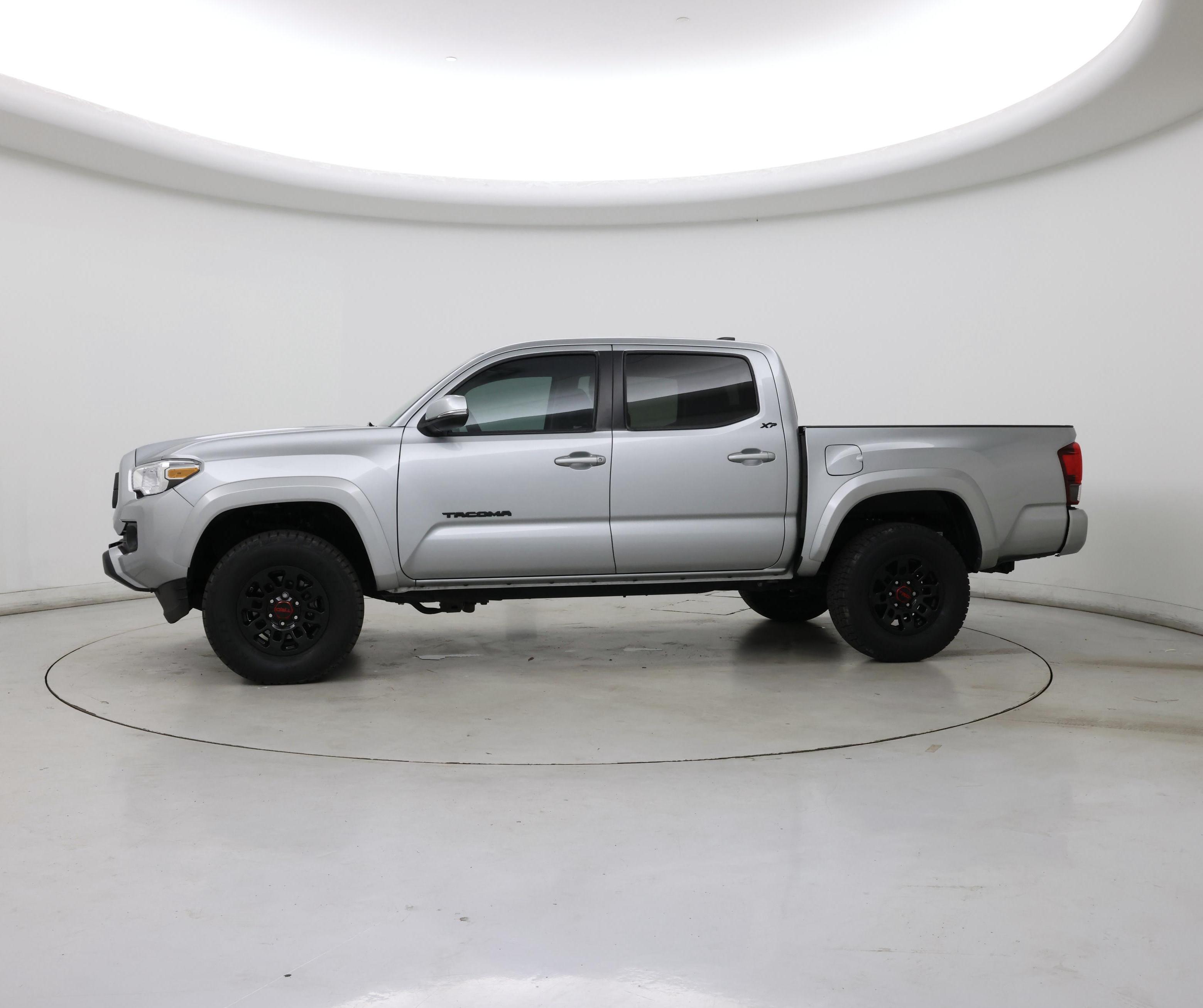 Thumbnail: 2023 Toyota Tacoma - 3